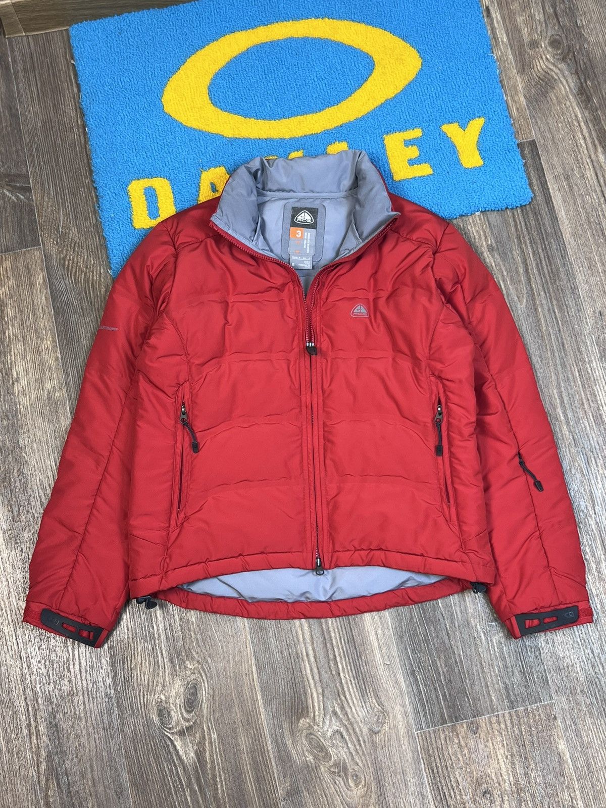 Nike ACG Goose Down Puffer Red Jakcet