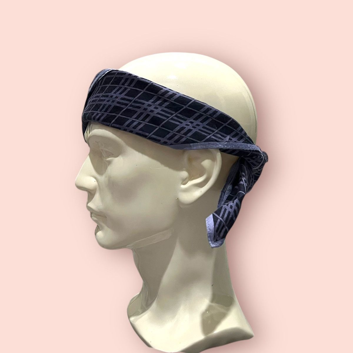 Burberry × Designer × Vintage VTG BURBERRY COTTON SILK HANDKERCHIEF/POCKETSQUARE/BANDANA Size ONE SIZE - 13 Thumbnail
