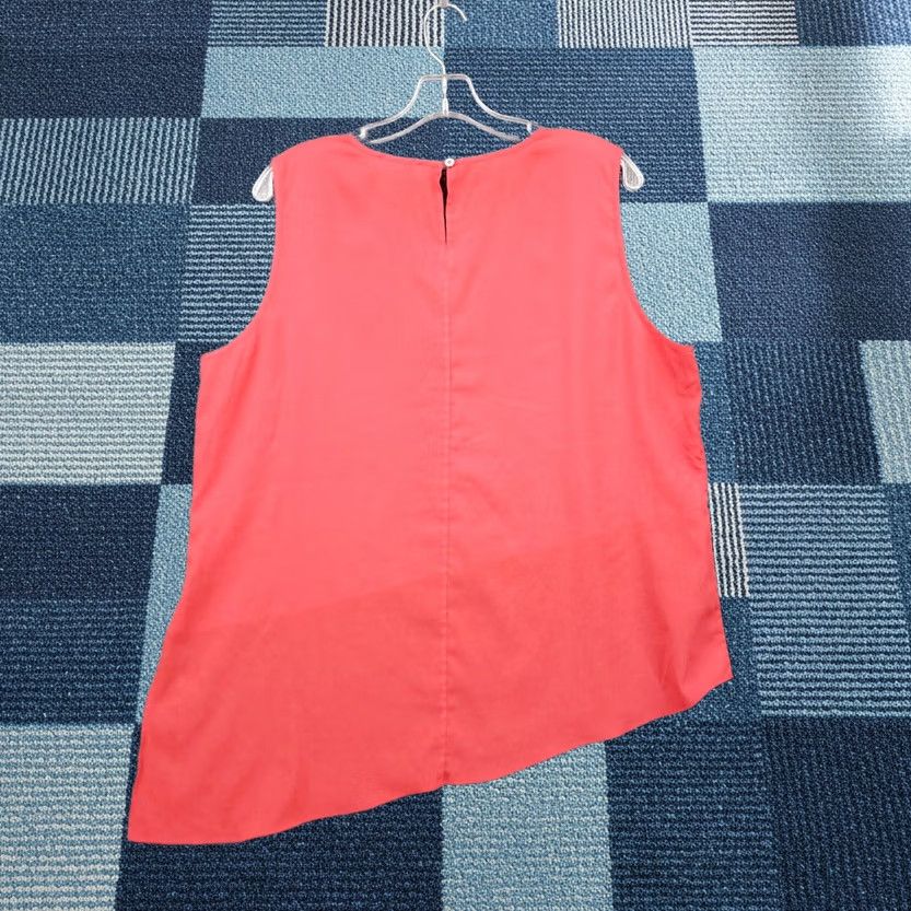 Calvin Klein Calvin Klein Tank Womens XL Red Colorblock Round Neck Asymmetric Hem Sleeveless Size XL / US 12-14 / IT 48-50 - 1 Thumbnail