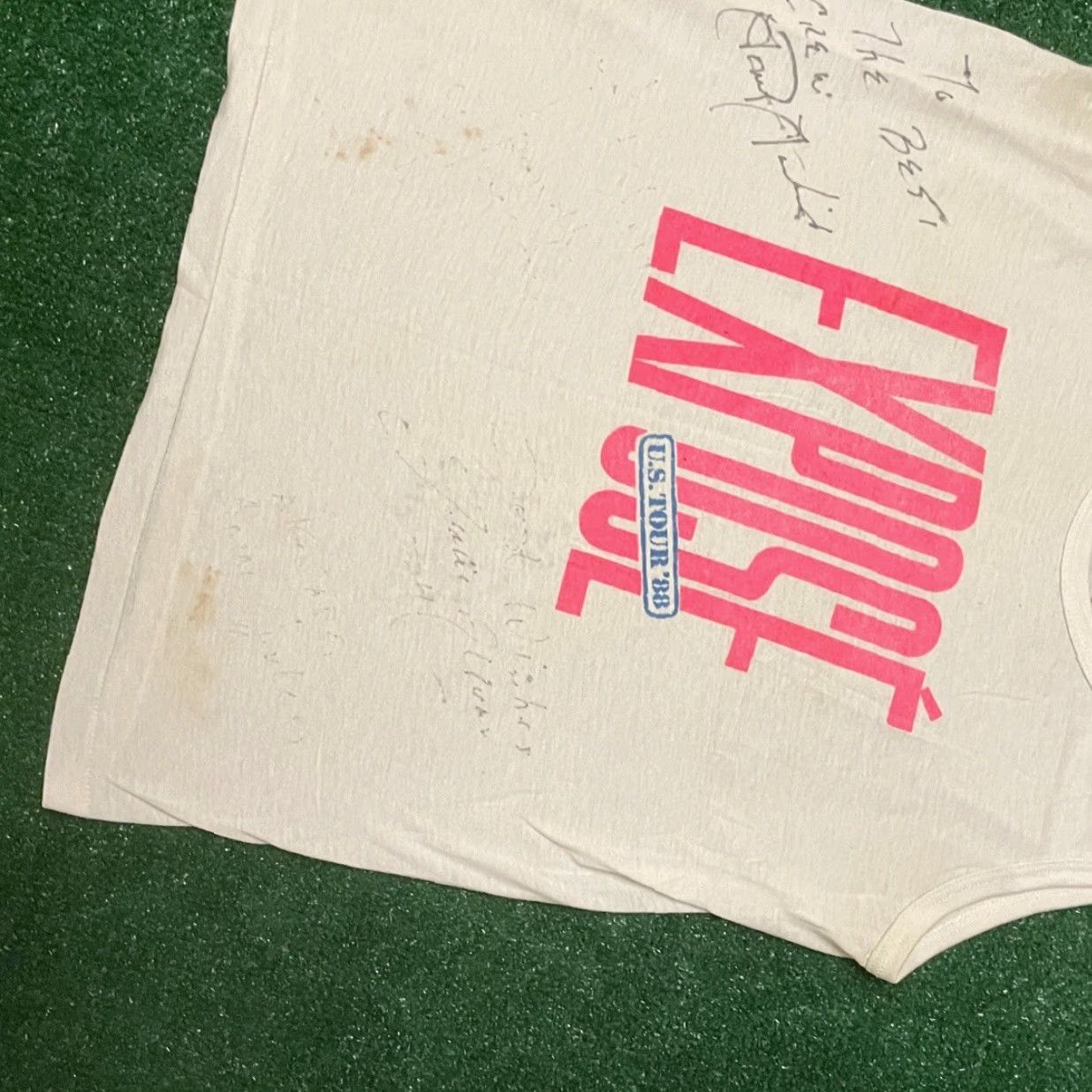 Disney VINTAGE Exposé 1988 Tour Shirt Tank Top Signed White M Men 80s Disney Pleasure Island Concert M Mens Size US M / EU 48-50 / 2 - 4 Thumbnail