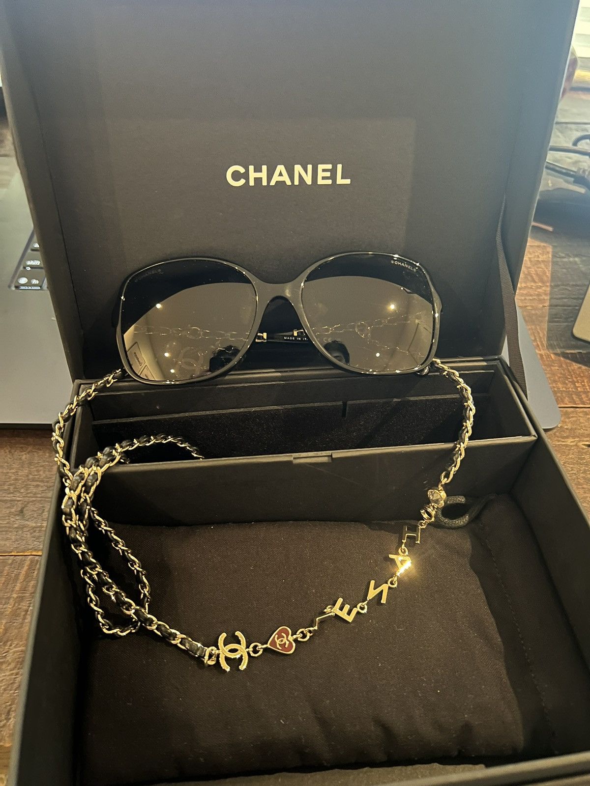 Chanel Chanel - Square Sunglasses with Chain Size ONE SIZE - 5 Thumbnail