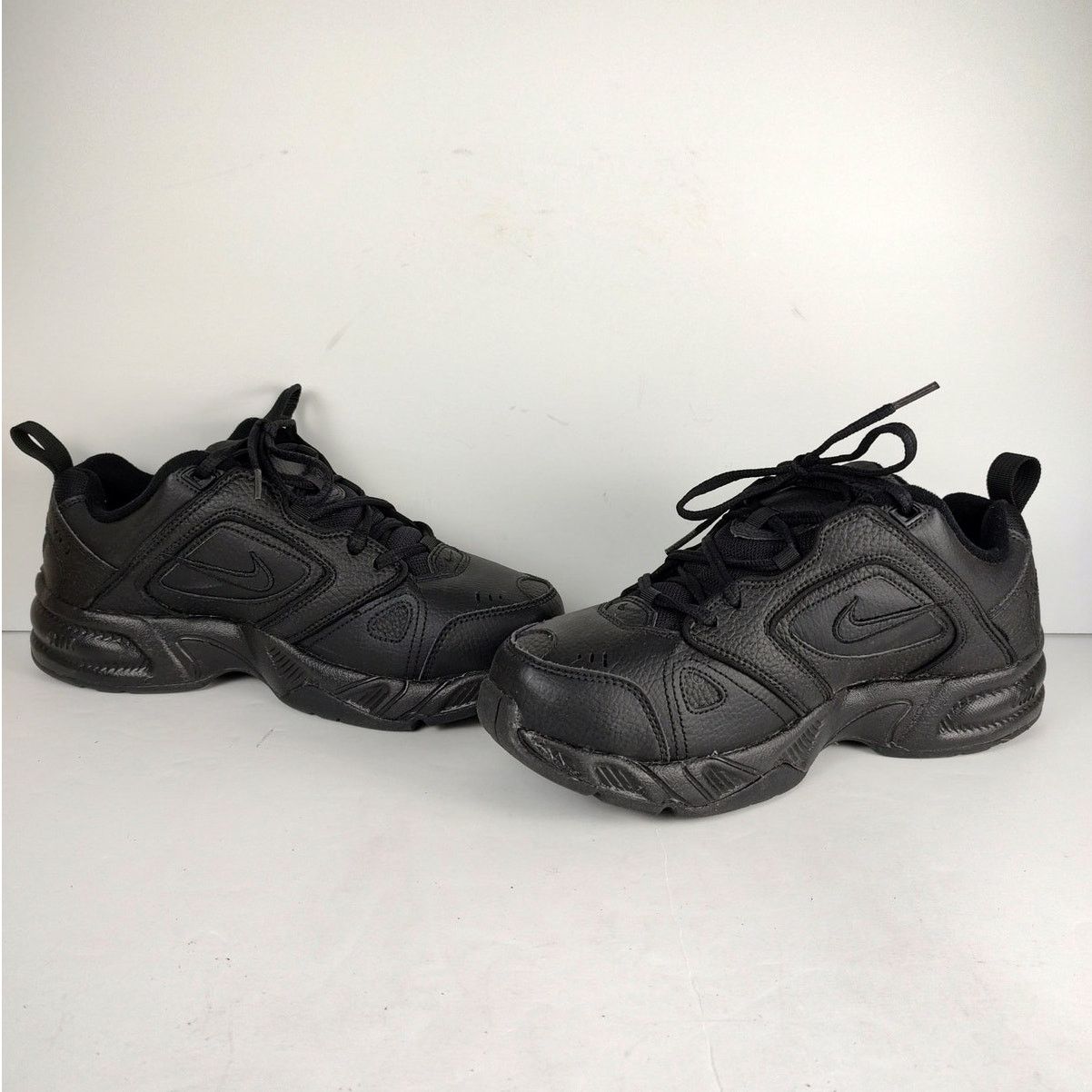 Nike VTG Y2K nike air monarch II streetwear athletic shoes mens 8 Size US 8 / EU 41 - 3 Thumbnail
