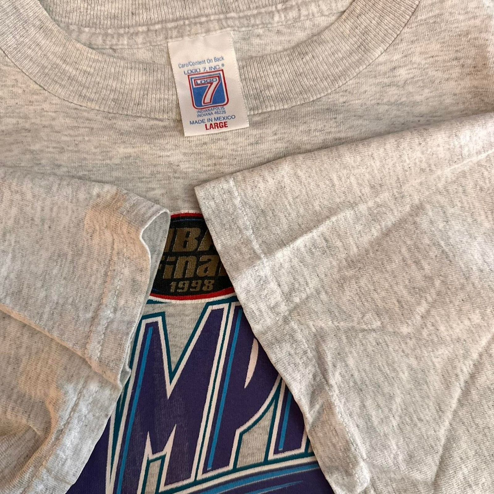 Logo 7 × Vintage Vintage 1998 Utah Jazz Shirt Size US L / EU 52-54 / 3 - 8 Thumbnail