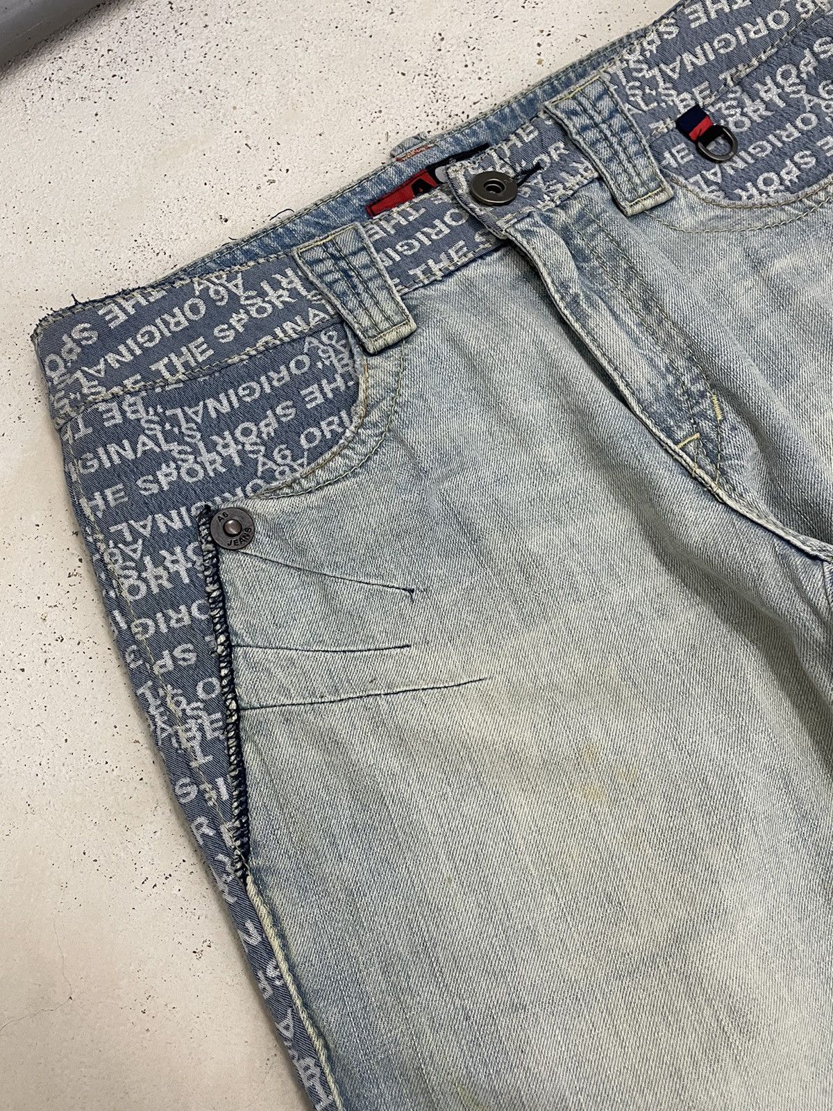 Hysteric Glamour Light Blue Mud Wash A6 Art Hysteric Style Distressed Denim Size US 30 / EU 46 - 11 Thumbnail