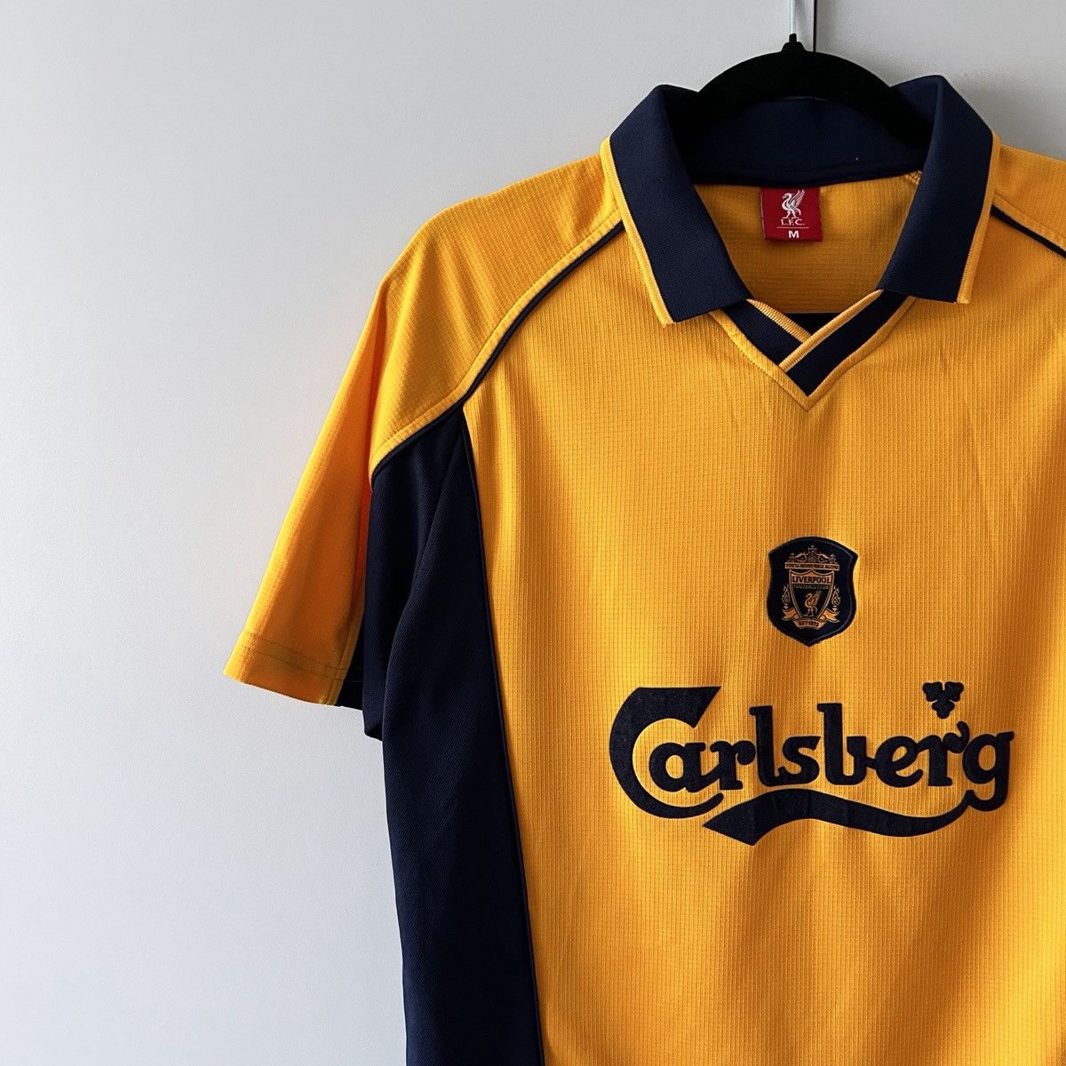 Vintage Liverpool jersey vintage 2000 2002 soccer football Size US M / EU 48-50 / 2 - 2 Thumbnail