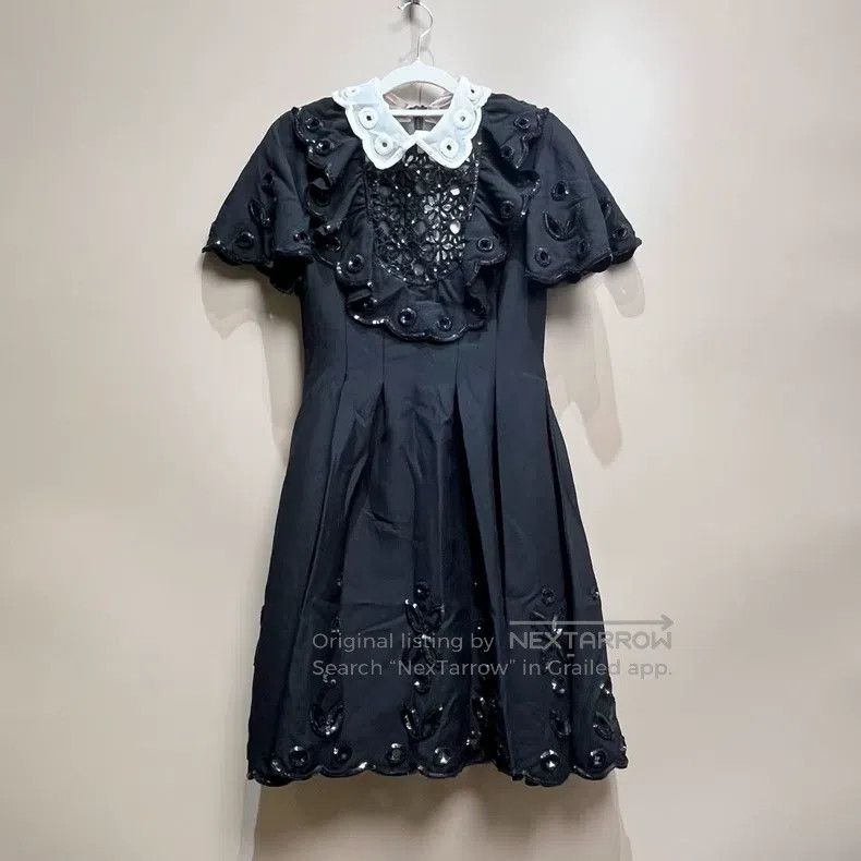Valentino Valentino Black heavy beaded dress Size S / US 4 / IT 40 - 1 Thumbnail