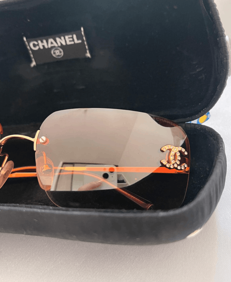 Chanel Chanel Sunglasses 4017-D Rhinestone Logo Rimless Vintage Size ONE SIZE - 8 Thumbnail