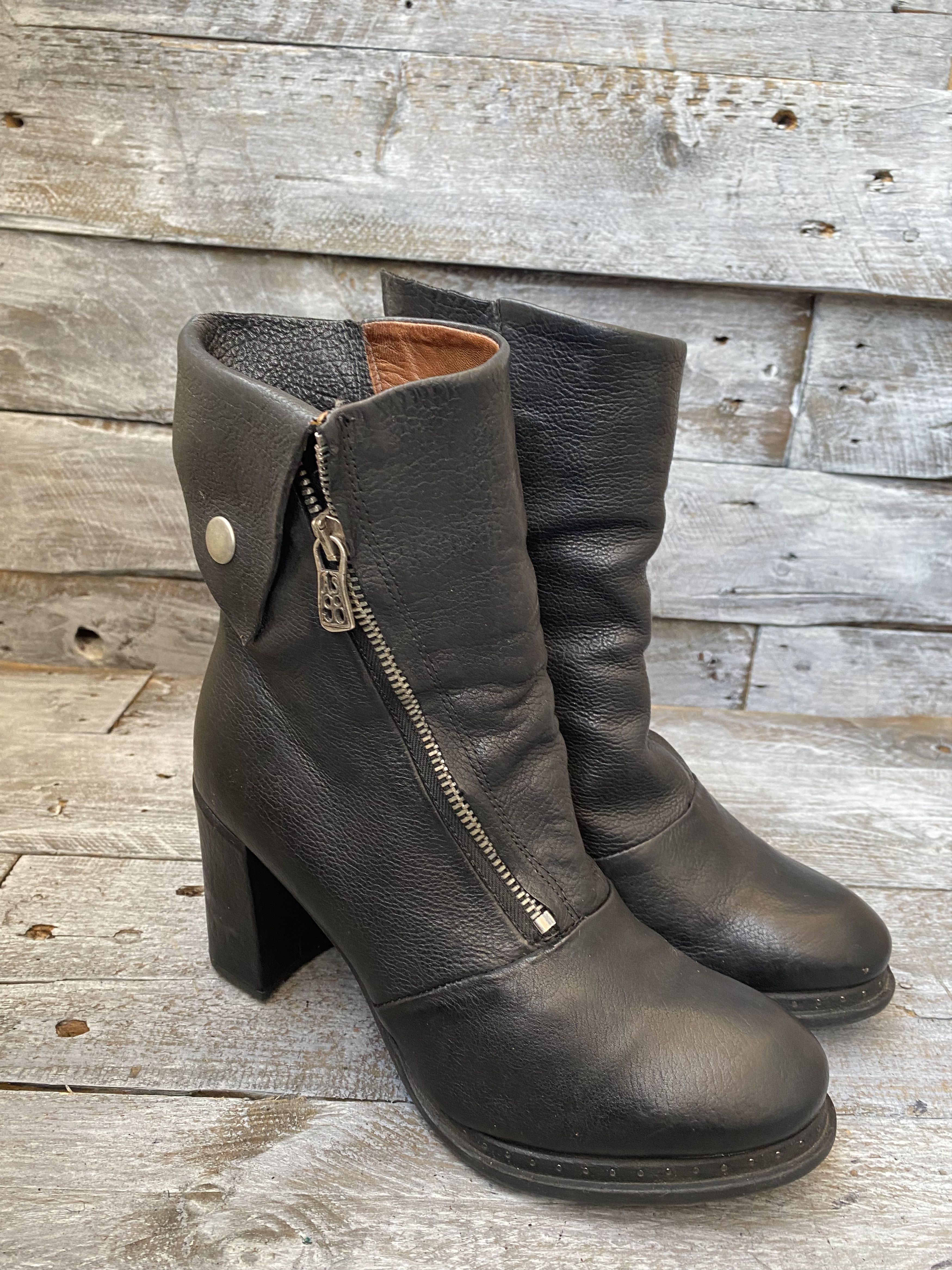 A.S.98 × If Six Was Nine As 98 black grunge heel boots sz36 Size US 6 / IT 36 - 9 Thumbnail