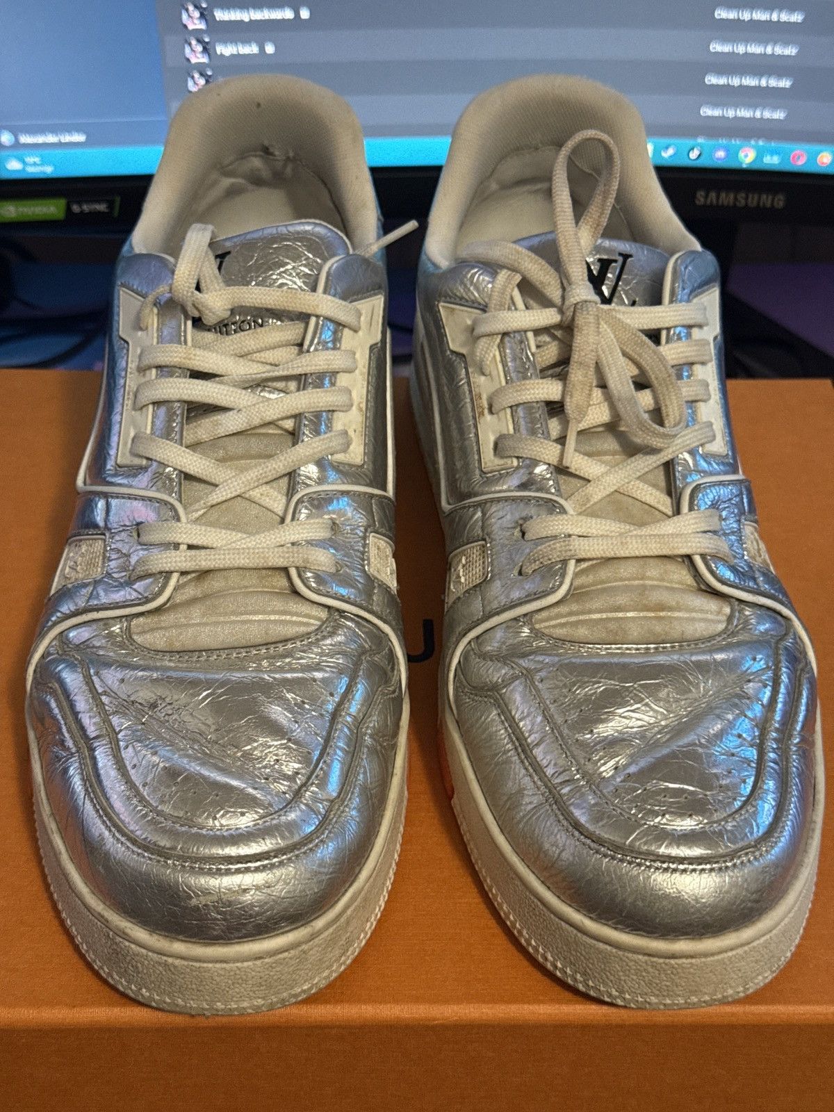 Louis Vuitton Louis Vuitton OG Trainer Silver Metallic Size US 10 / EU 43 - 6 Thumbnail