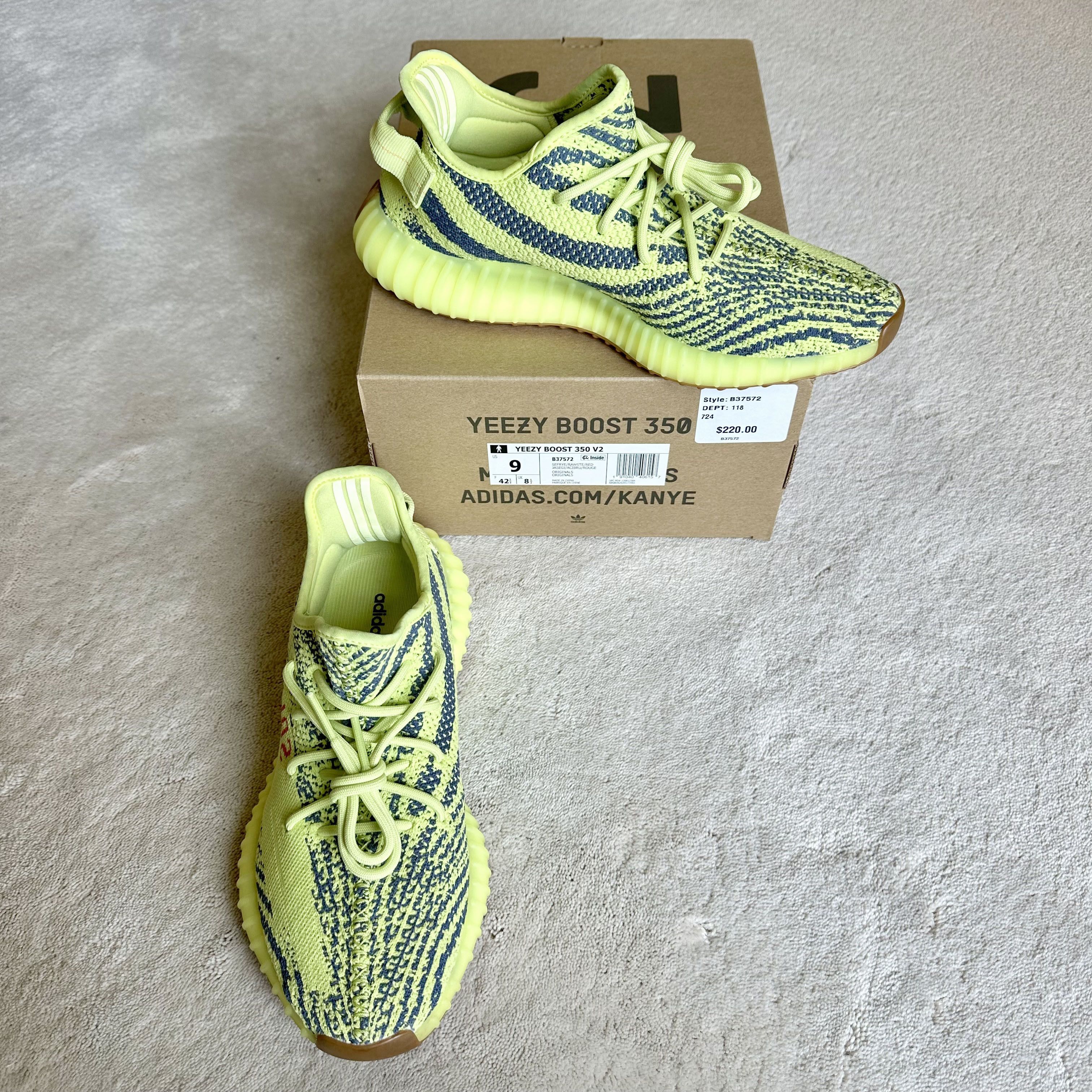 YEEZY BOOST 350 V2 SEMI FROZEN YELLOW SNEAKERS Size 9 US Footwear