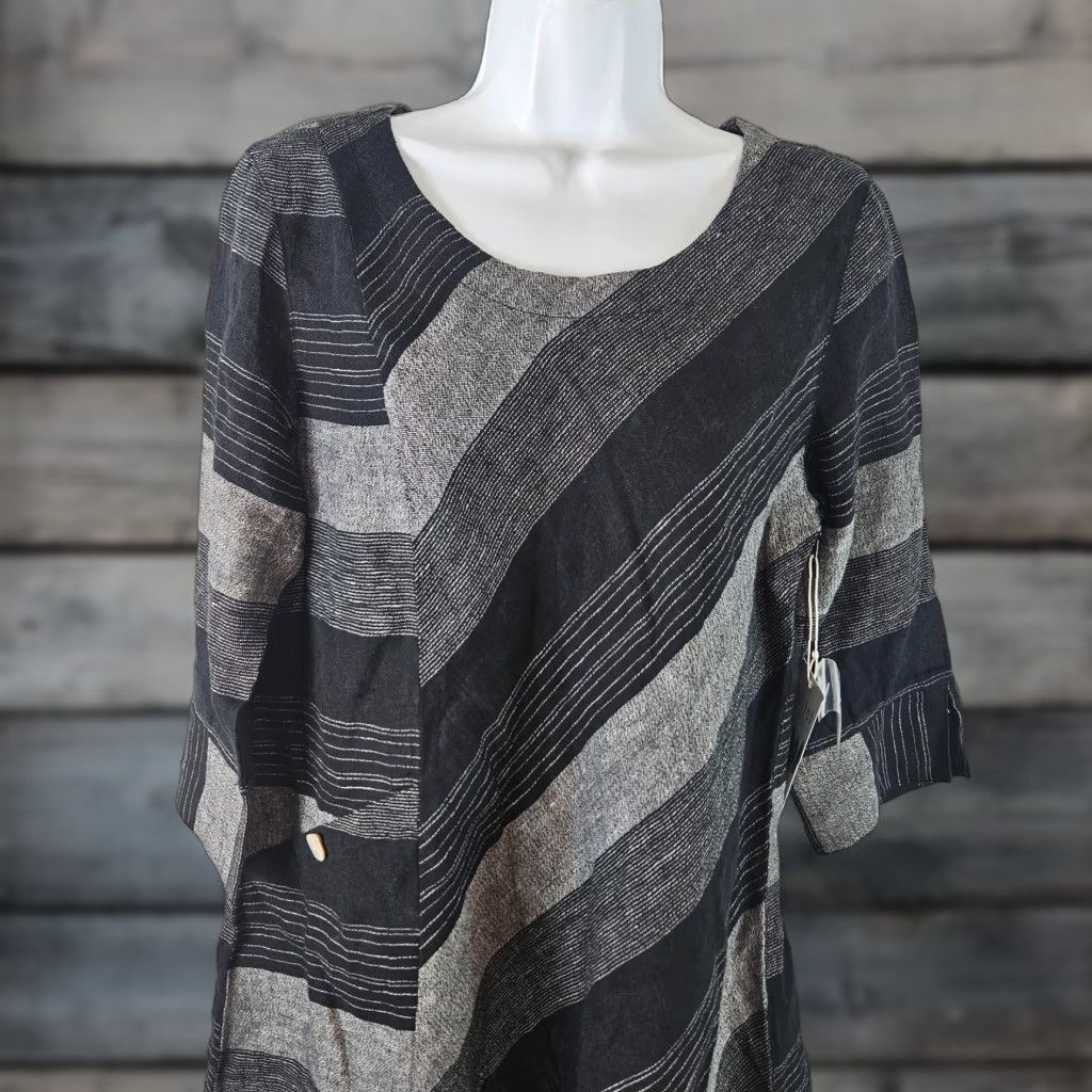 Habitat Habitat Womens Top Blouse Shirt 3/4 Sleeve Black Gray Linen Blend Asymmetrical Hem S Small Womens 90s? Size S / US 4 / IT 40 - 1 Thumbnail