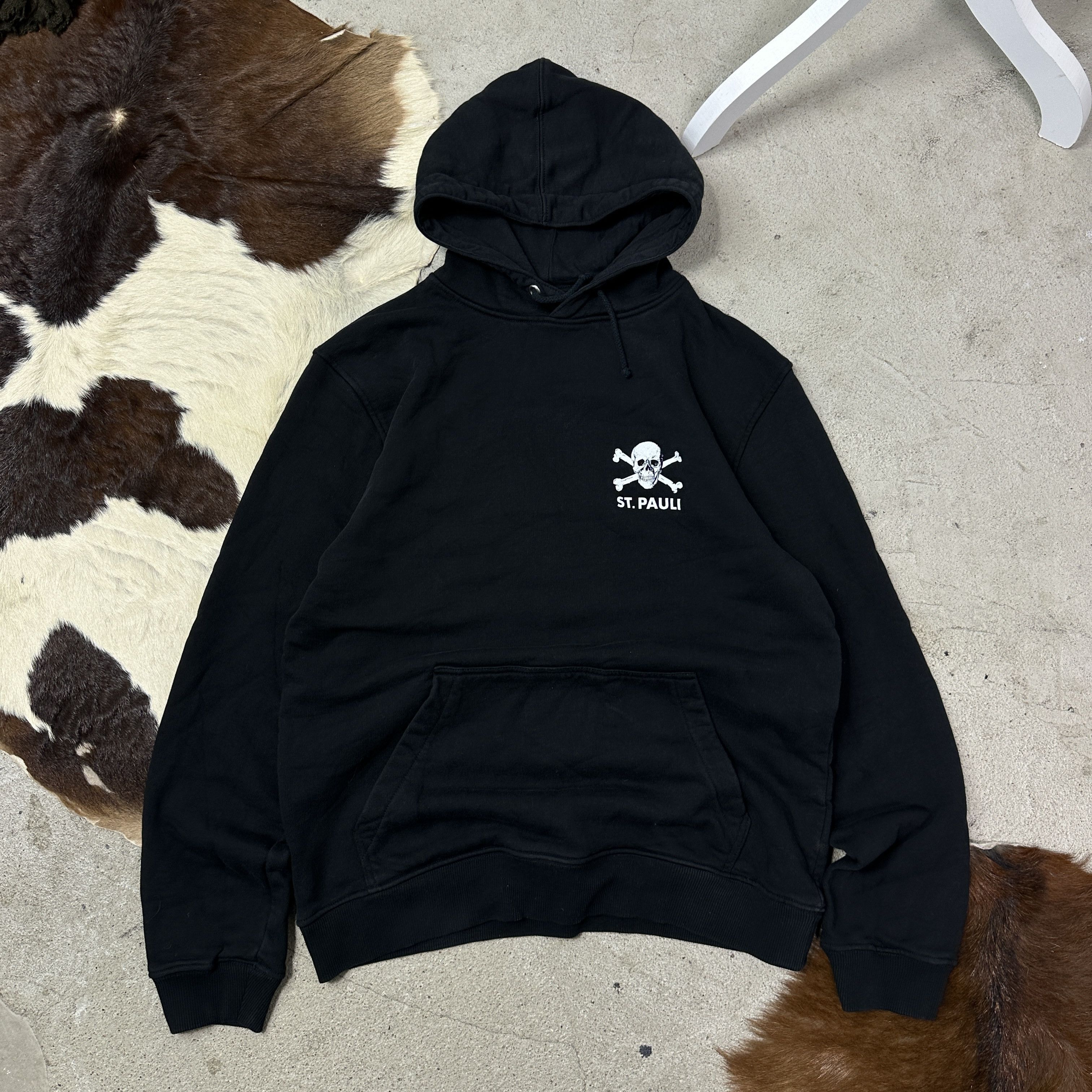 Vintage Vintage Streetwear Sporty Skater Skull St Pauli Hoodie Y2K Size US L / EU 52-54 / 3 - 3 Thumbnail