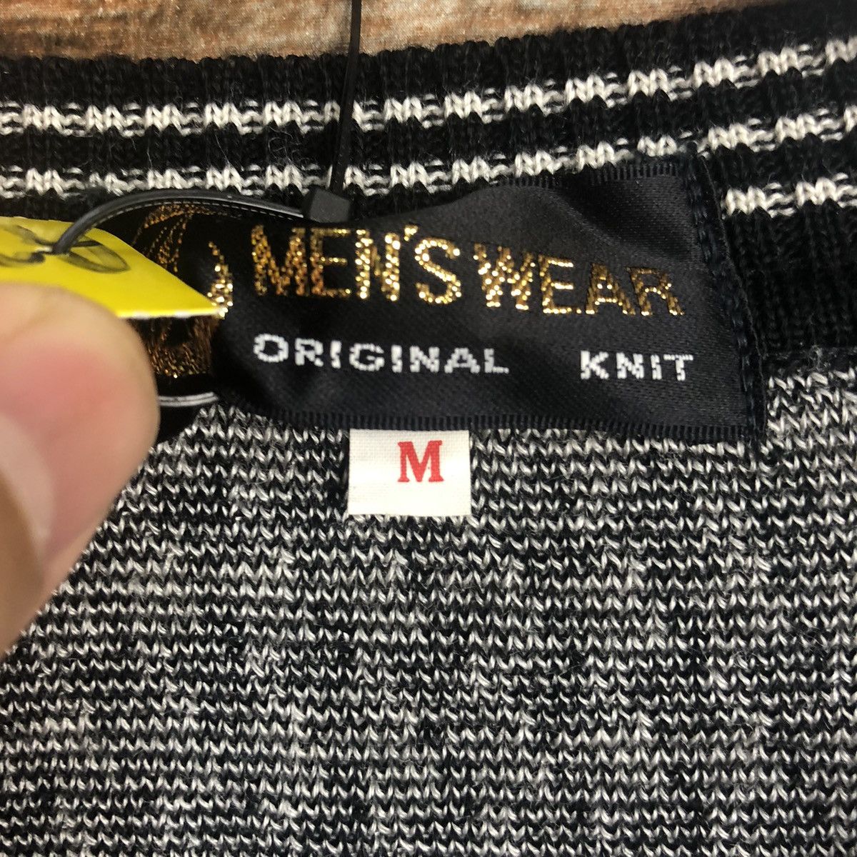 Homespun Knitwear × Japanese Brand Mens Wear vintage Black Knitwear #A2274 Size US S / EU 44-46 / 1 - 11 Thumbnail
