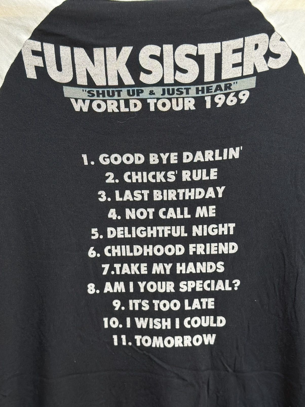 Band Tees × Vintage Thrashed Vintage Funk Sisters World Tour 1969 Distress Tee Size S / US 4 / IT 40 - 7 Thumbnail