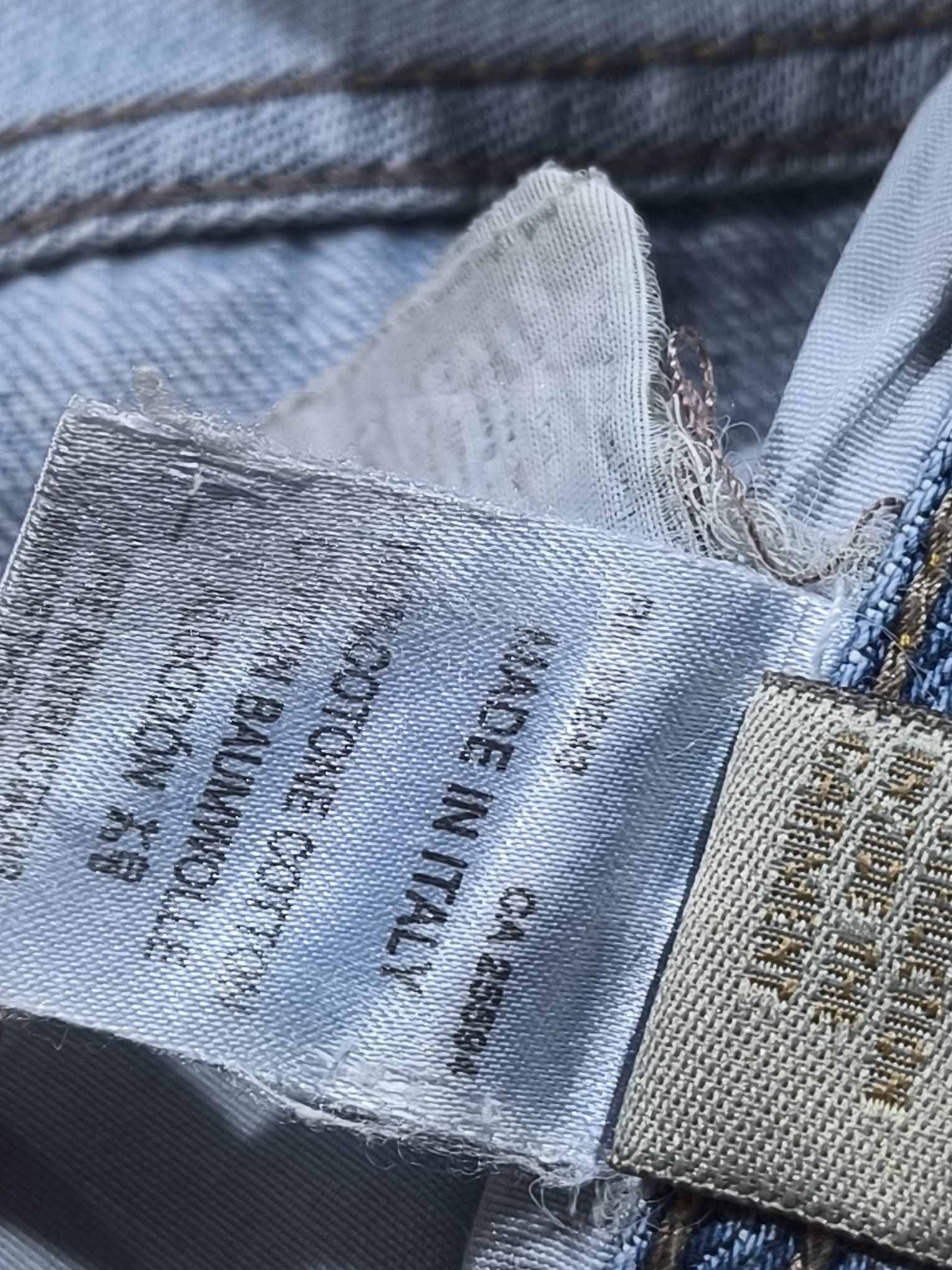 Diesel vtg diesel Italy 90s loose straight light blue faded jeans Size US 33 - 13 Thumbnail