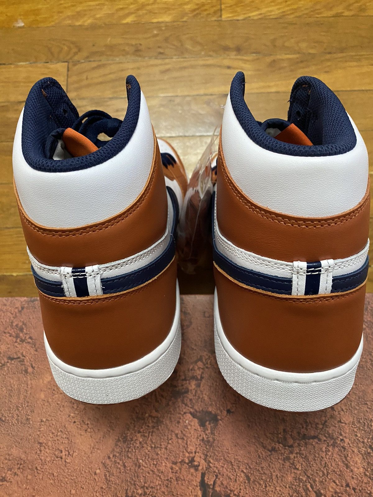 Jordan Brand Size 13 - Jordan 1 Retro High Eastside Golf Out of the Mud Size US 13 / EU 46 - 5 Thumbnail