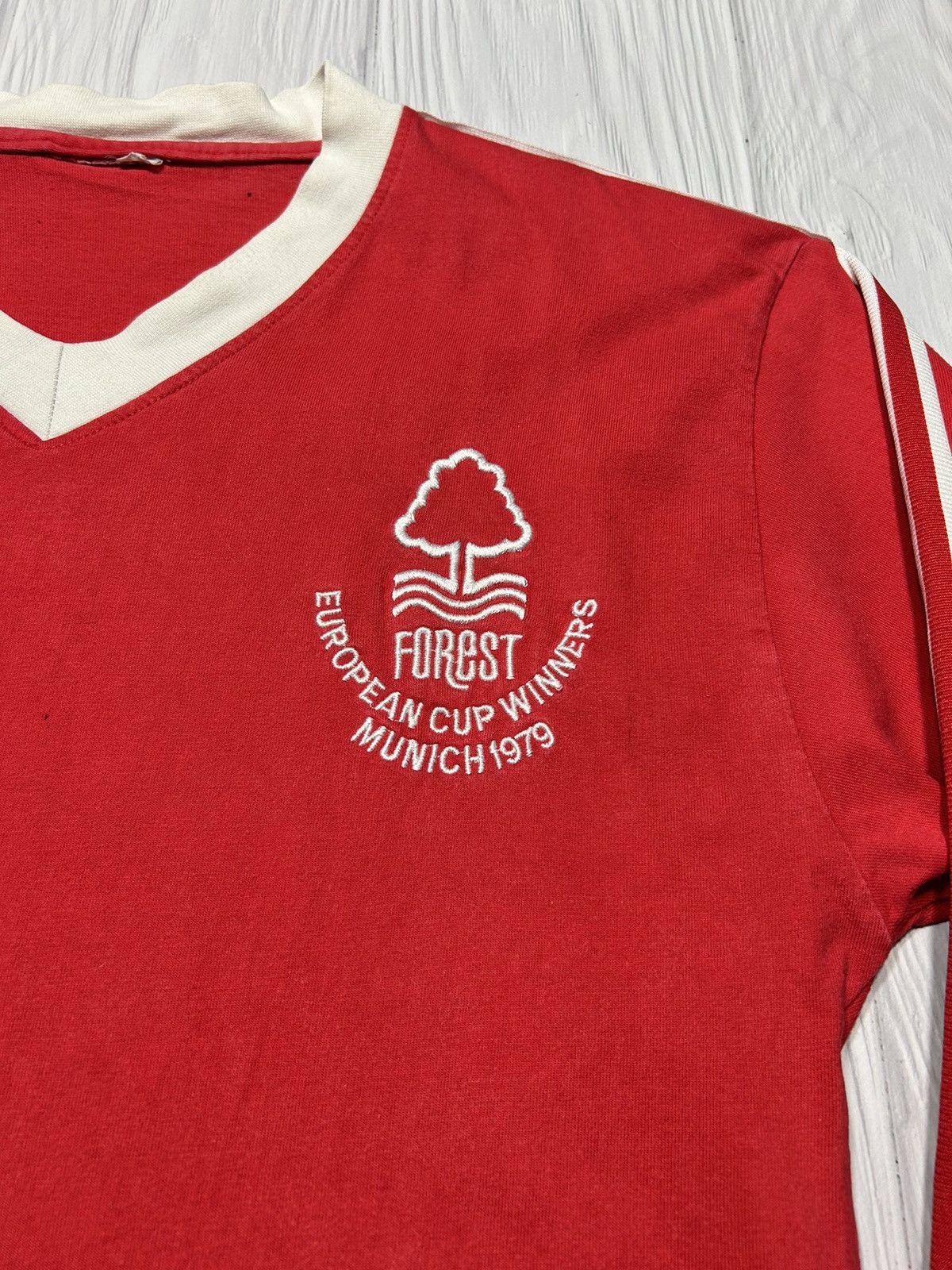 Vintage Vintage Nottingham Forest 1977-80 Very Rare Soccer Jersey Size US M / EU 48-50 / 2 - 5 Thumbnail