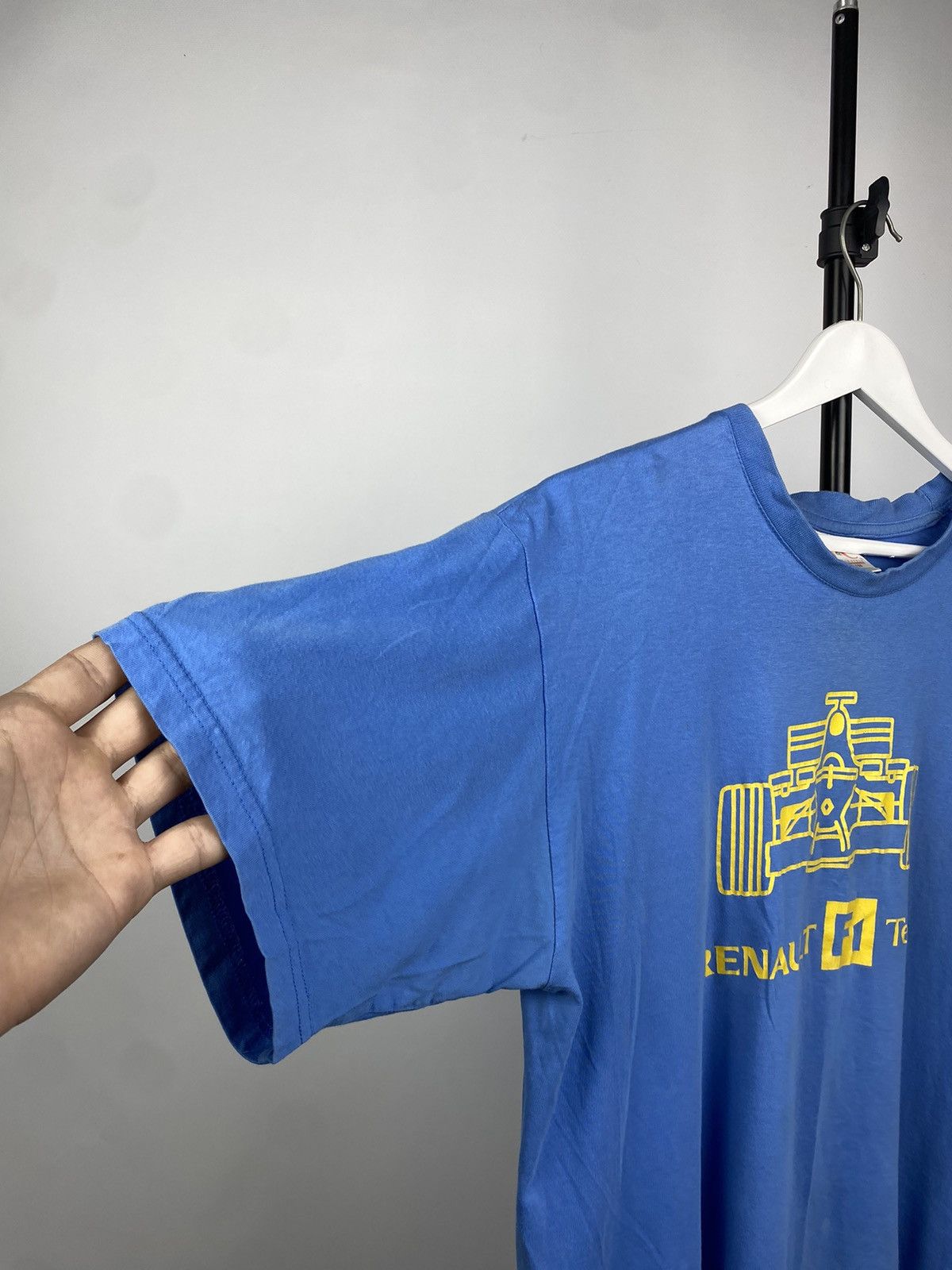 Formula 1 × Vintage Vintage Renault F1 Team T Shirt Team Spirit F1 Big Logo 90s Size US XL / EU 56 / 4 - 8 Thumbnail