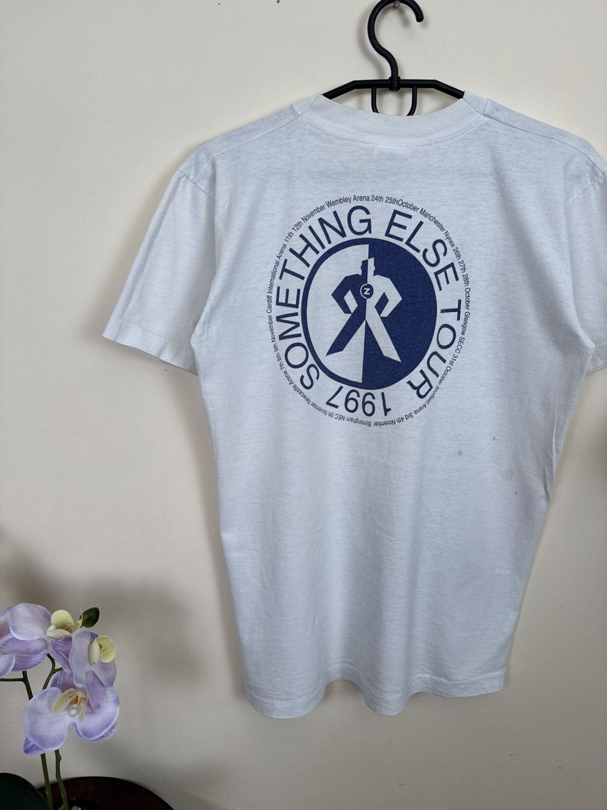 Other Vintage Boyzone T shirt 1997 Tour White Sz S Pop Band Size US S / EU 44-46 / 1 - 13 Thumbnail