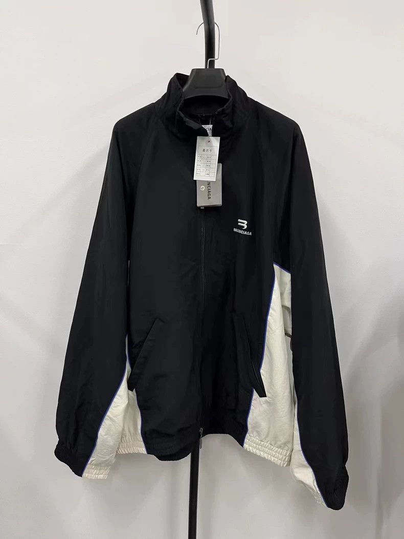 Balenciaga Balenciaga Contrasting jacket with zip placket and standin Size US XS / EU 42 / 0 - 1 Thumbnail