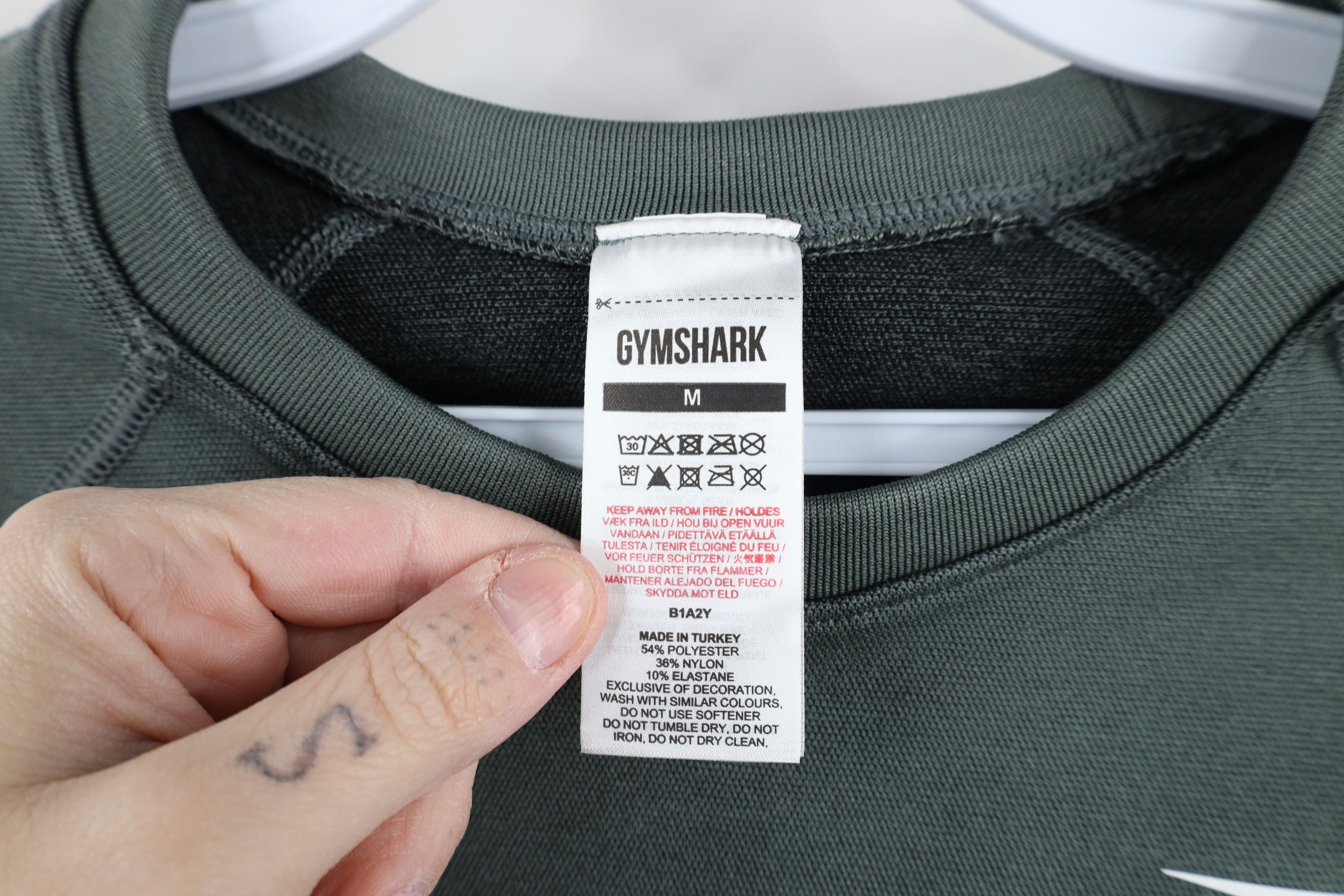 Gymshark × Vintage Gymshark Cropped Seamless Long Sleeve Workout Gym Sweater Size M / US 6-8 / IT 42-44 - 6 Thumbnail
