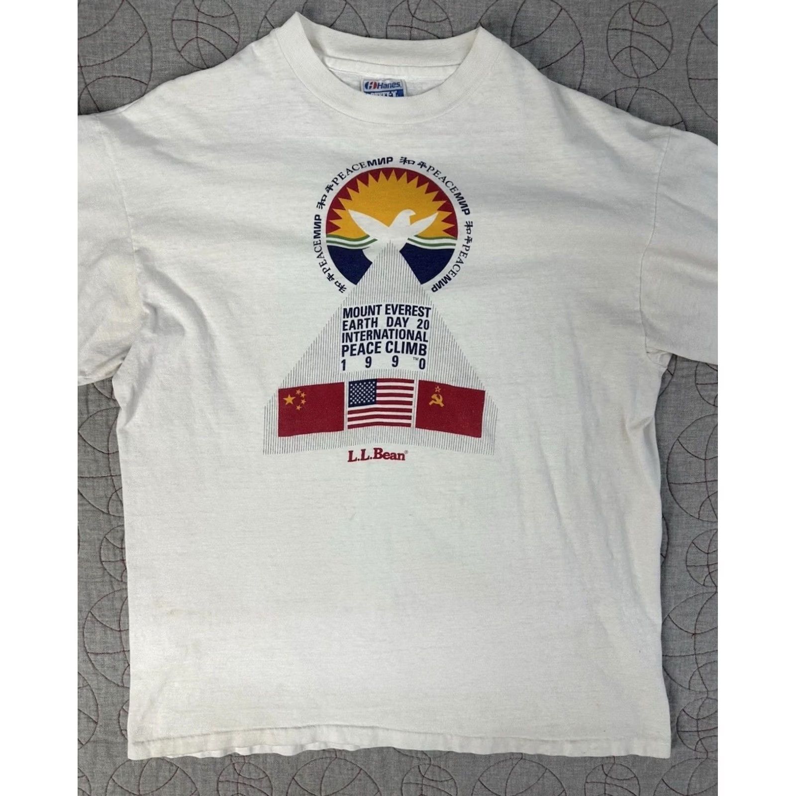 Hanes VINTAGE Earth Day Mount Everest Peace Climb Long Sleeve Tee XL White Mens US made Size US XL / EU 56 / 4 - 4 Thumbnail