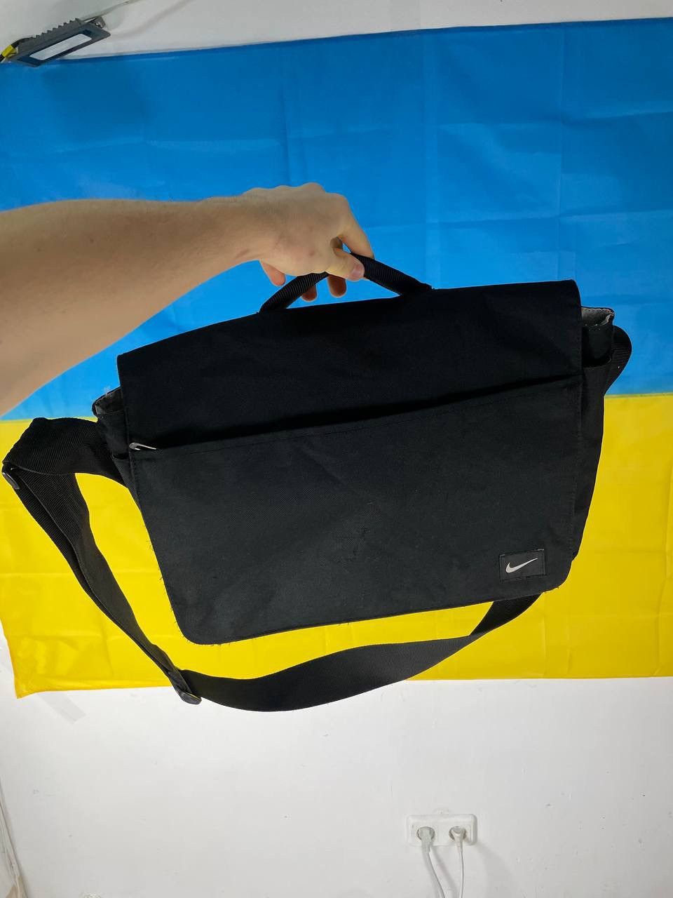 Nike Vintage Nike Messenger Bag 00s Shoulders Y2K Size ONE SIZE - 3 Thumbnail
