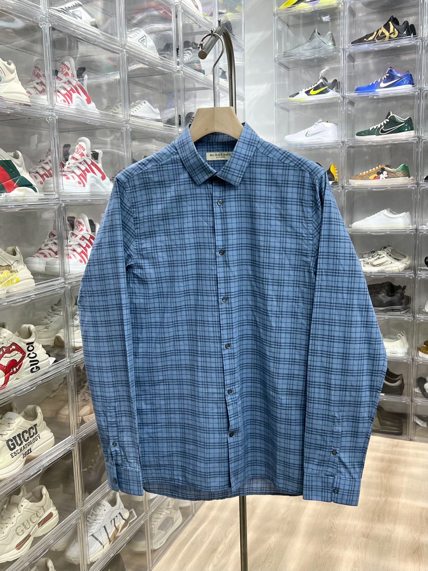 Burberry Burberry Plaid Blue Shirt m Men Size US M / EU 48-50 / 2 - 1 Thumbnail