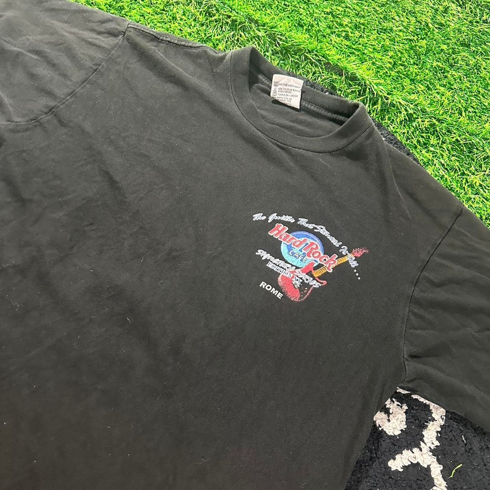 Hard Rock Cafe Hard Rock Cafe Rome x Eric Clapton Graphic T-Shirt - M Size US M / EU 48-50 / 2 - 2 Thumbnail