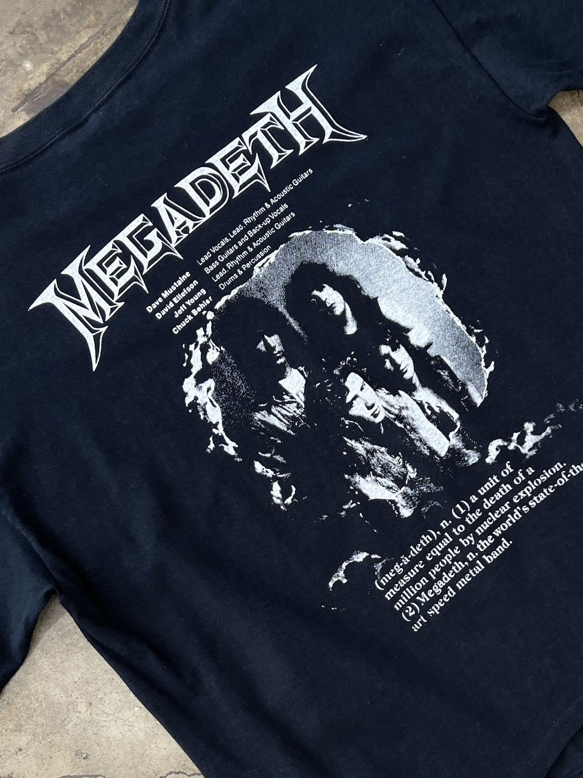 Band Tees Vintage 90s Megadeath Symphony of Destruction Tee Large Size US L / EU 52-54 / 3 - 4 Thumbnail