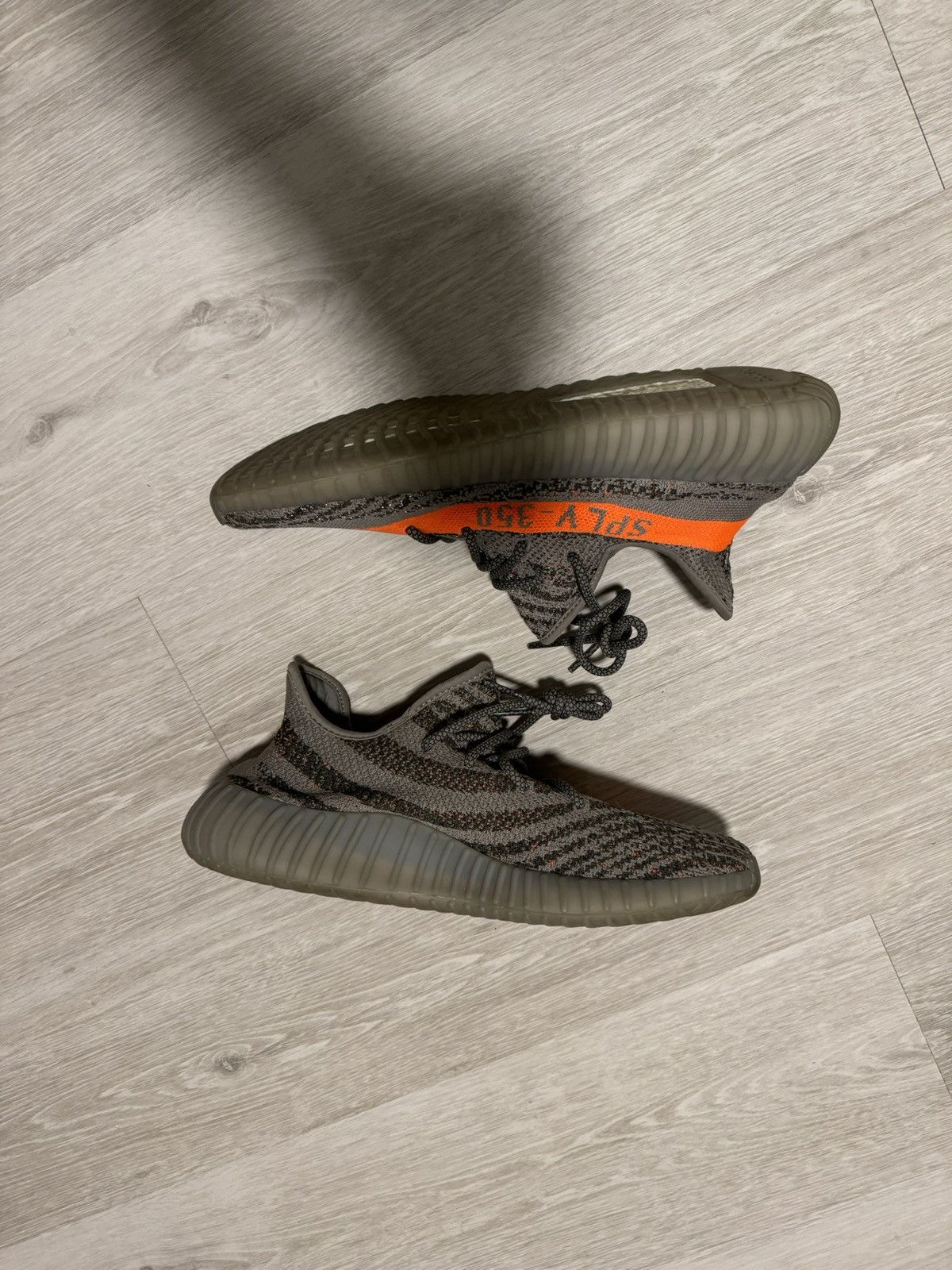 Adidas × Yeezy YEEZY 350 V2 BELUGA REFLECTIVE Size US 12 / EU 45 - 3 Thumbnail
