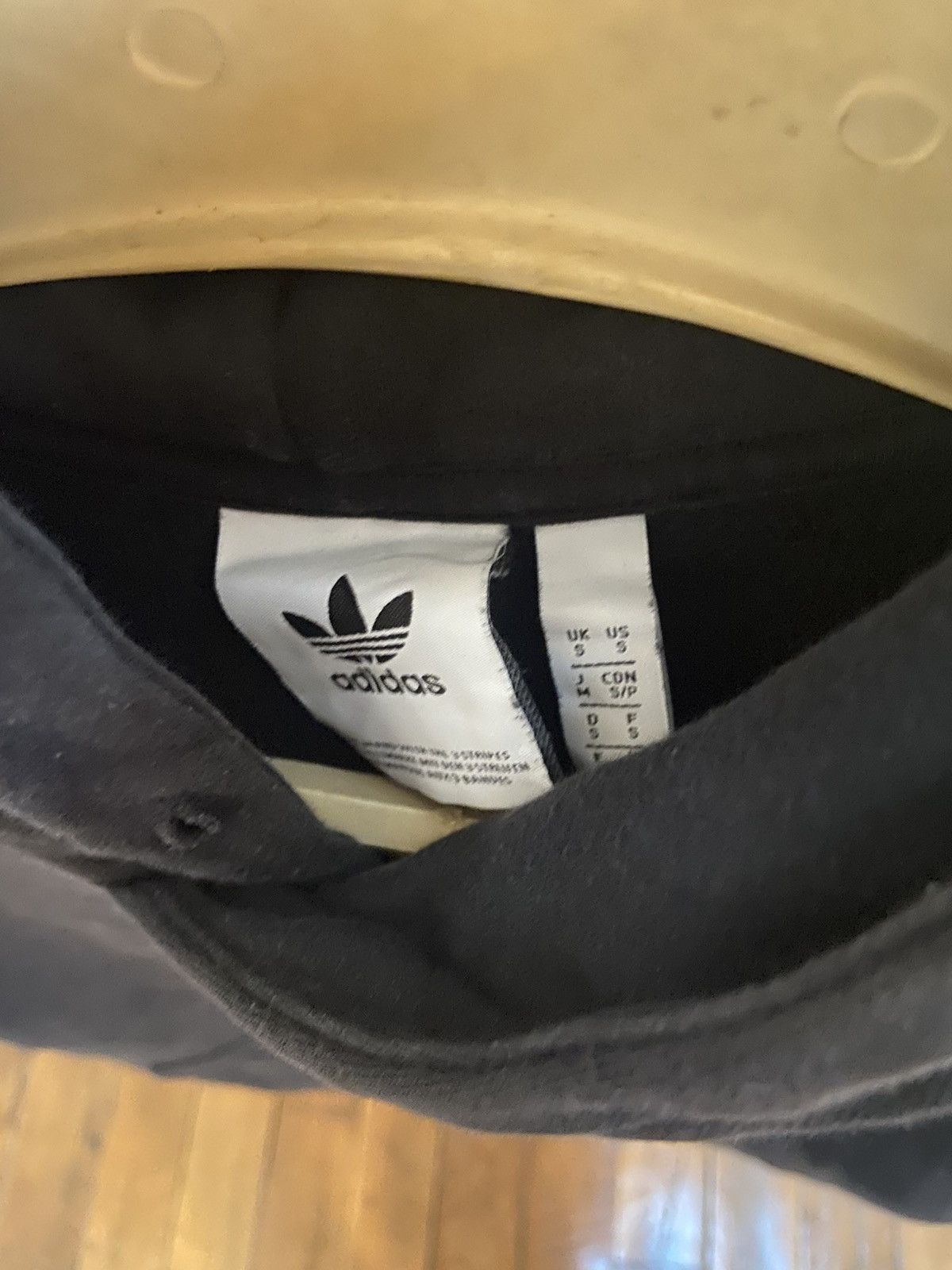 Adidas Vintage adidas Hoodie logo Size US M / EU 48-50 / 2 - 3 Thumbnail