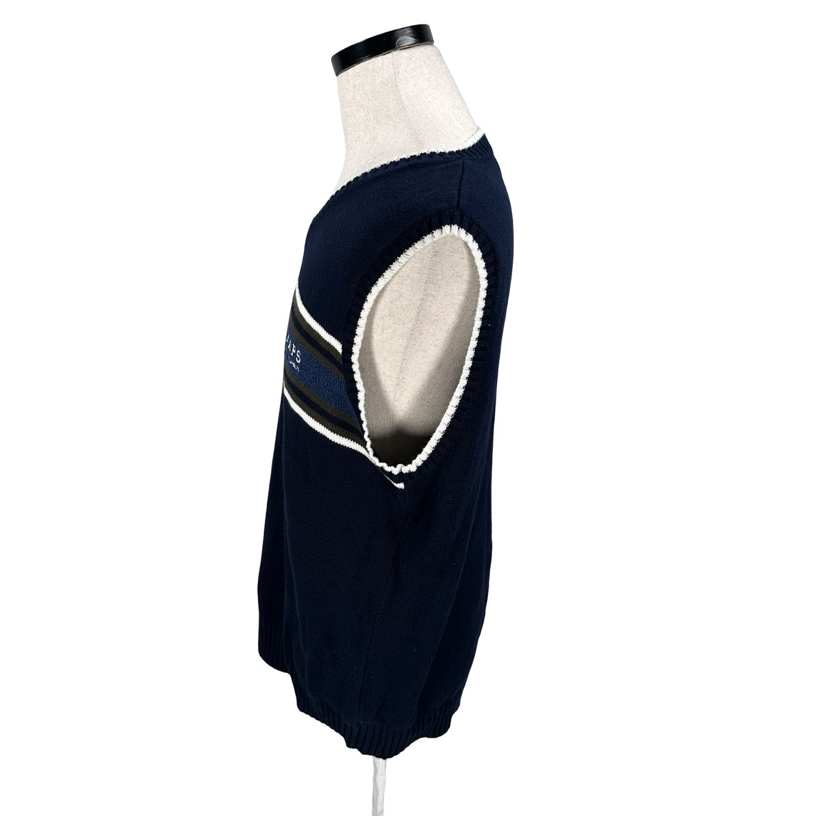 Chaps Ralph Lauren Vintage Chaps Ralph Lauren Sweater Vest Men L Blue Striped Size US L / EU 52-54 / 3 - 4 Thumbnail