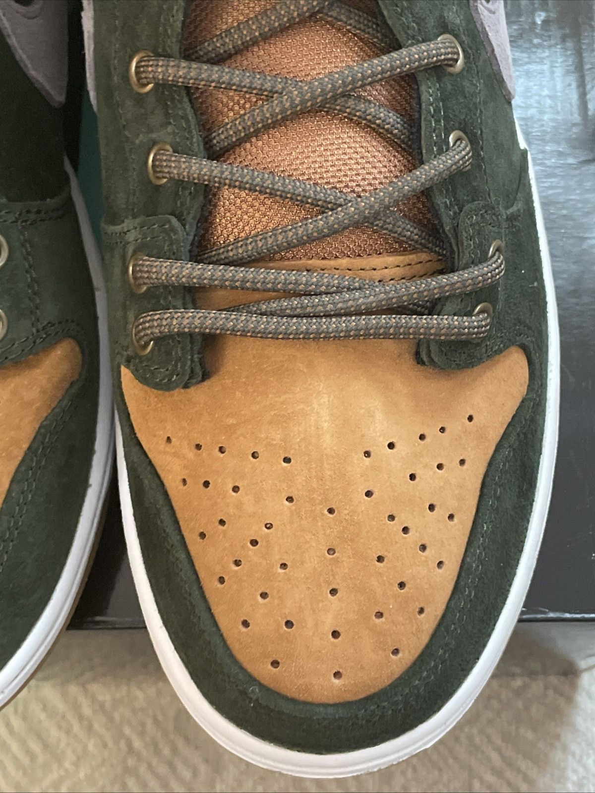 Nike SB Nike SB Dunk High PRM HG QS Size US 9.5 / EU 42-43 - 12 Thumbnail