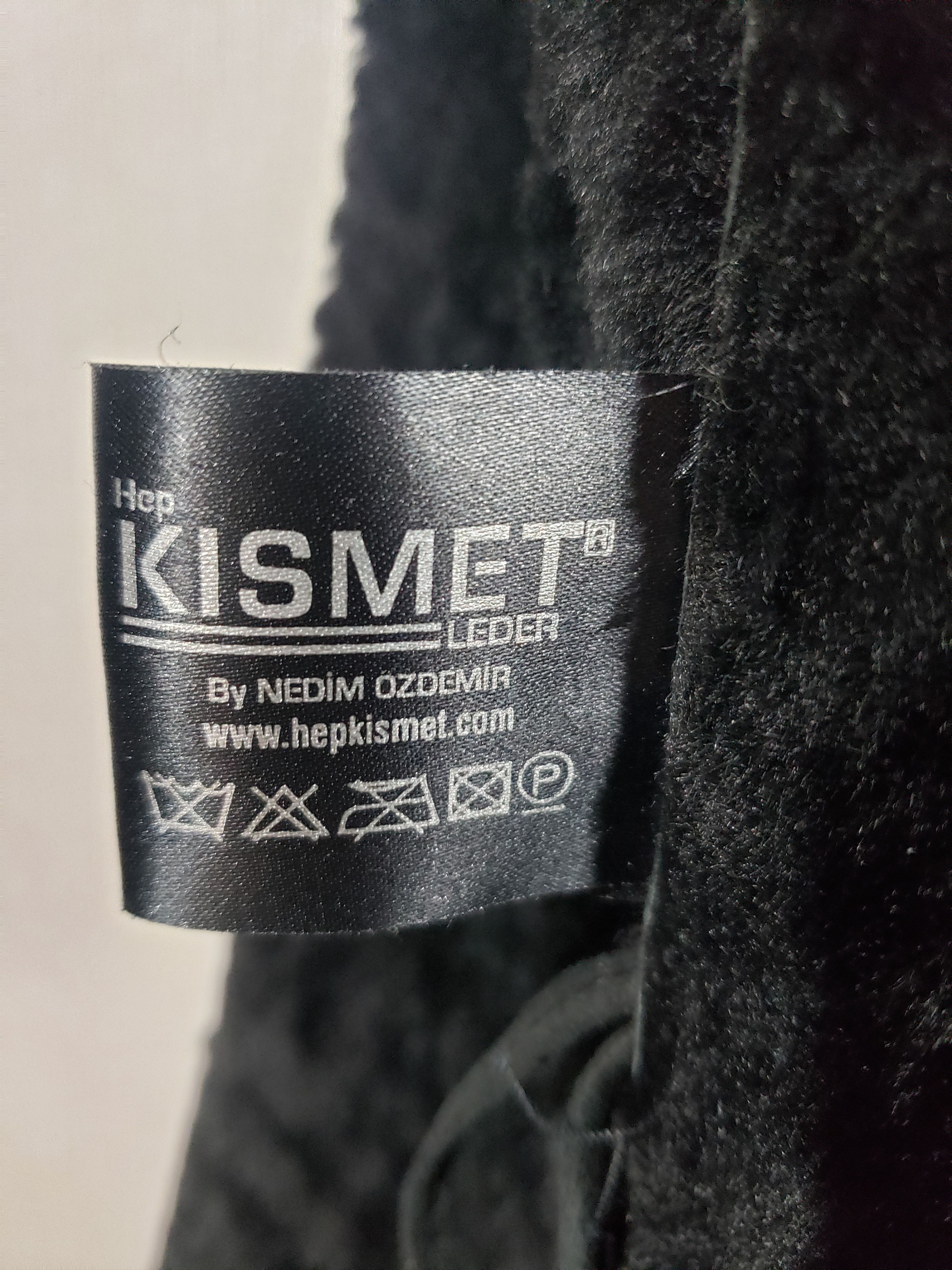 Other Stylish black sheepskin coat with mink fur inserts. Size L / US 10 / IT 46 - 8 Thumbnail