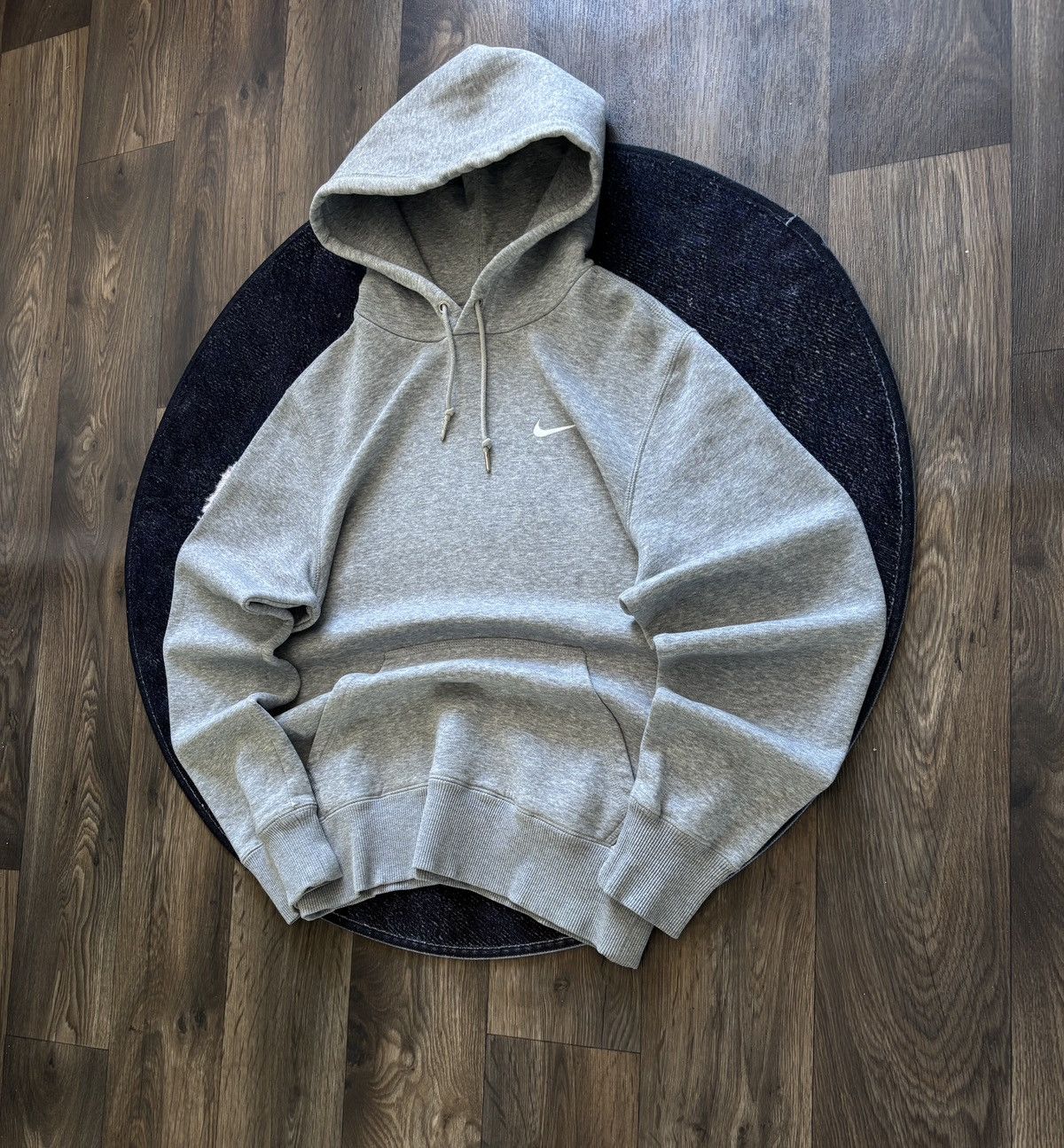 Nike Vintage y2k faded boxy grey embroidered grunge nike hoodie Size S / US 4 / IT 40 - 2 Thumbnail