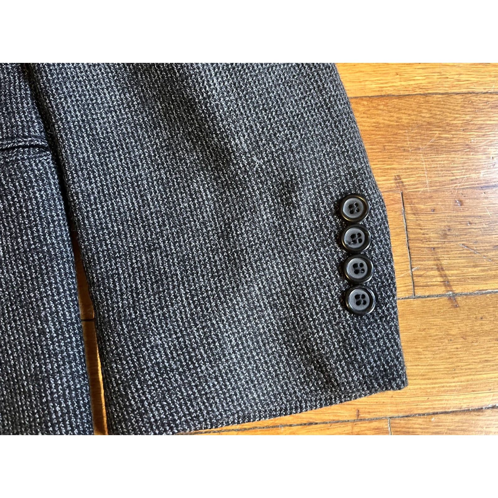 Vintage Gianfranco Ruffini Blazer Men’s 42R Black Houndstooth Wool Notch Lapel Single-Breasted Vintage? No Insufficient. Size 42R - 4 Thumbnail