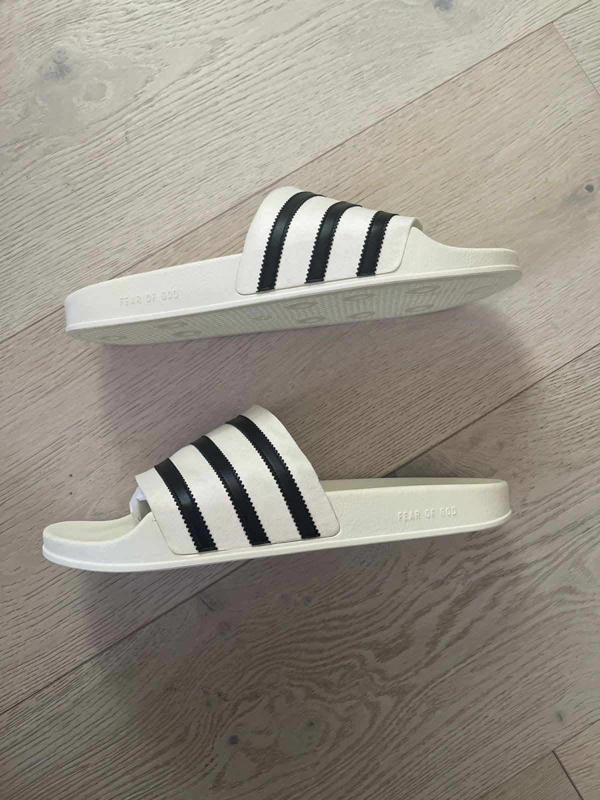 Adidas × Fear of God Size 14 Fear of God x Adidas Slides Size US 14 / EU 47 - 2 Thumbnail