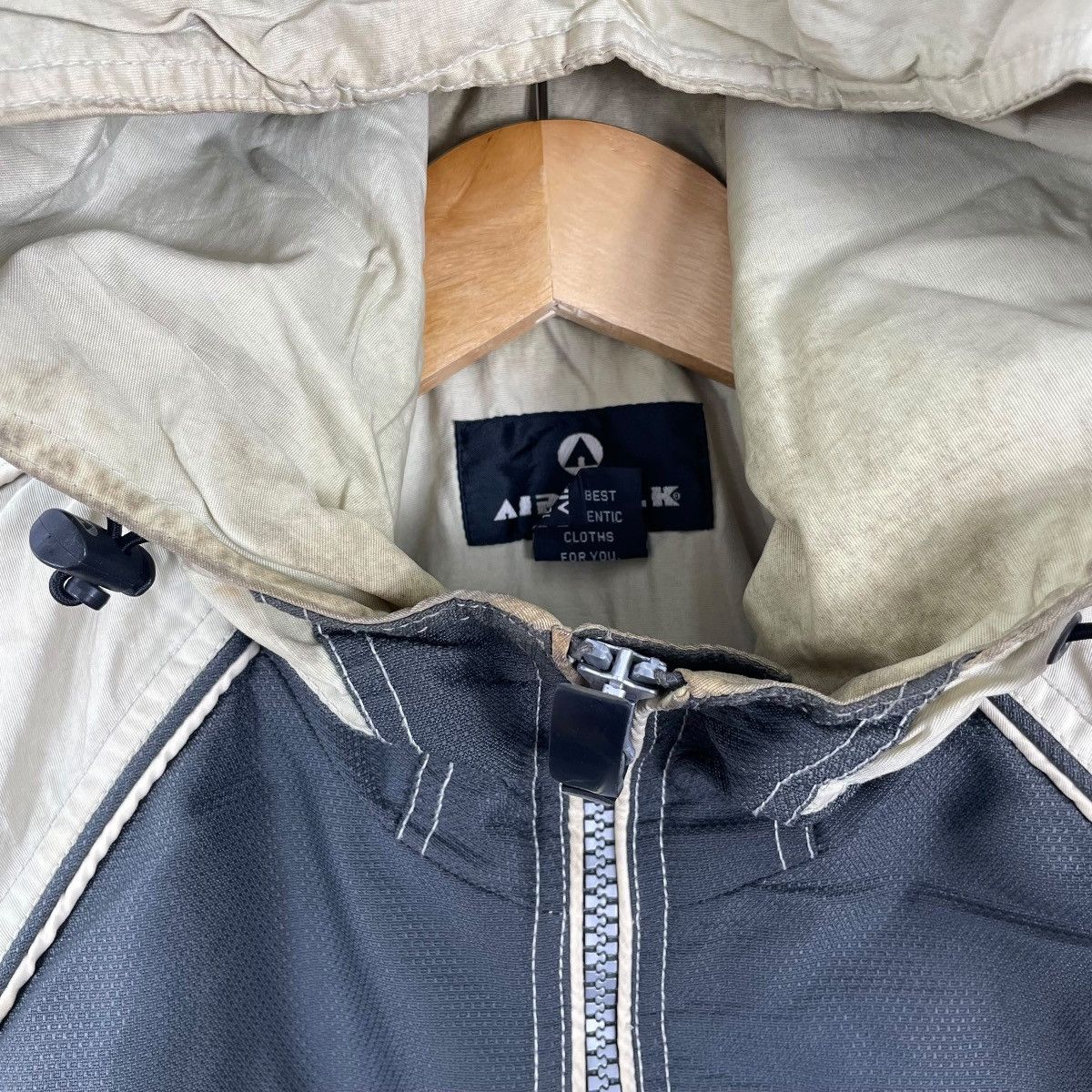Airwalk Vintage Airwalk Hoodie Zipper Parka Jacket Size US L / EU 52-54 / 3 - 8 Thumbnail