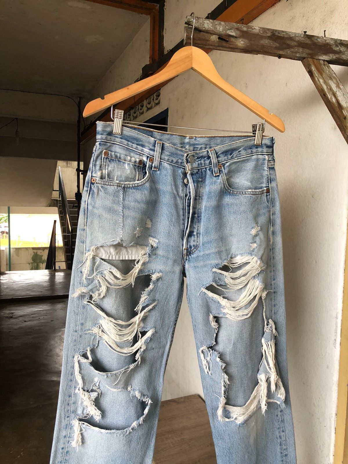 Vintage Rare❗️Vintage 90s Levis 501 Distressed Jeans Like Kapital Size US 30 / EU 46 - 5 Thumbnail