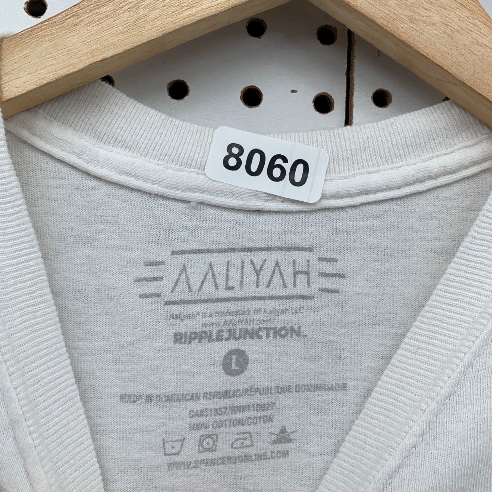 Vintage Aaliyah Shirt White Crew Neck Short Sleeve Regular Fit Mens L Ripple Junction Airbrush Logo 90s Music Size US L / EU 52-54 / 3 - 5 Thumbnail