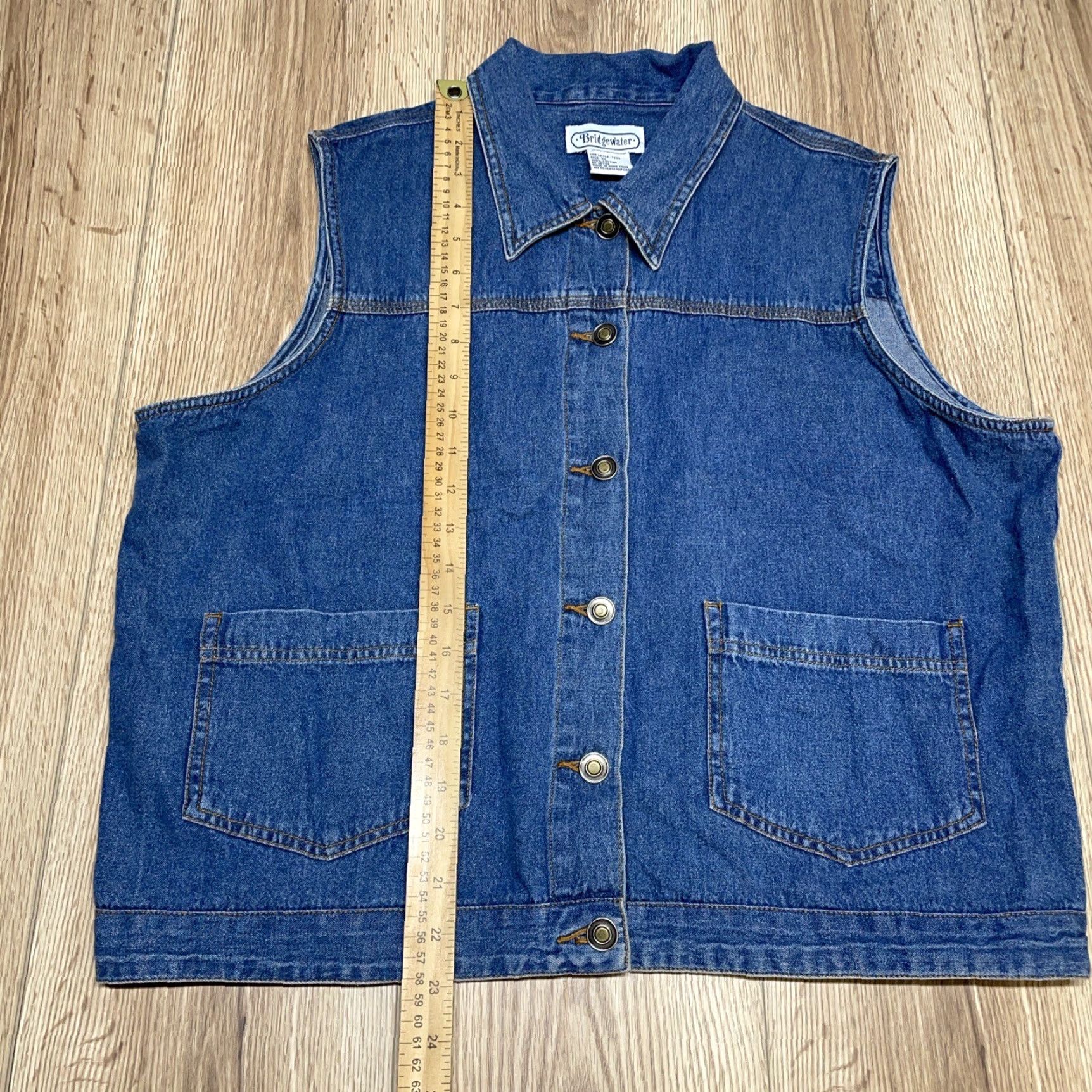 Vintage VINTAGE Bridgewater Blue Jean Vest Women XL Button Up Pockets Cotton Basic Jacket Size 40" / US 18 - 3 Thumbnail
