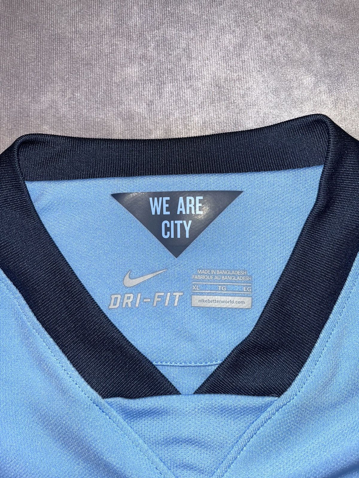 Nike Nike Manchester City Jersey Soccer Football Shirt XL Size Size US XL / EU 56 / 4 - 2 Thumbnail