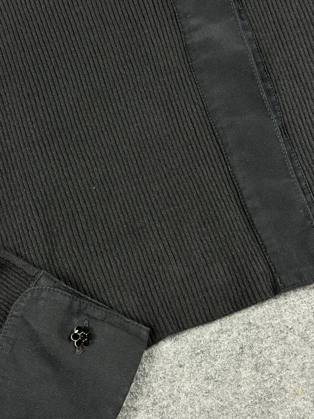 Japanese Brand × Max Mara Vintage Max Mara Button Up Blouse Viscosa Silk Size M / US 6-8 / IT 42-44 - 5 Thumbnail