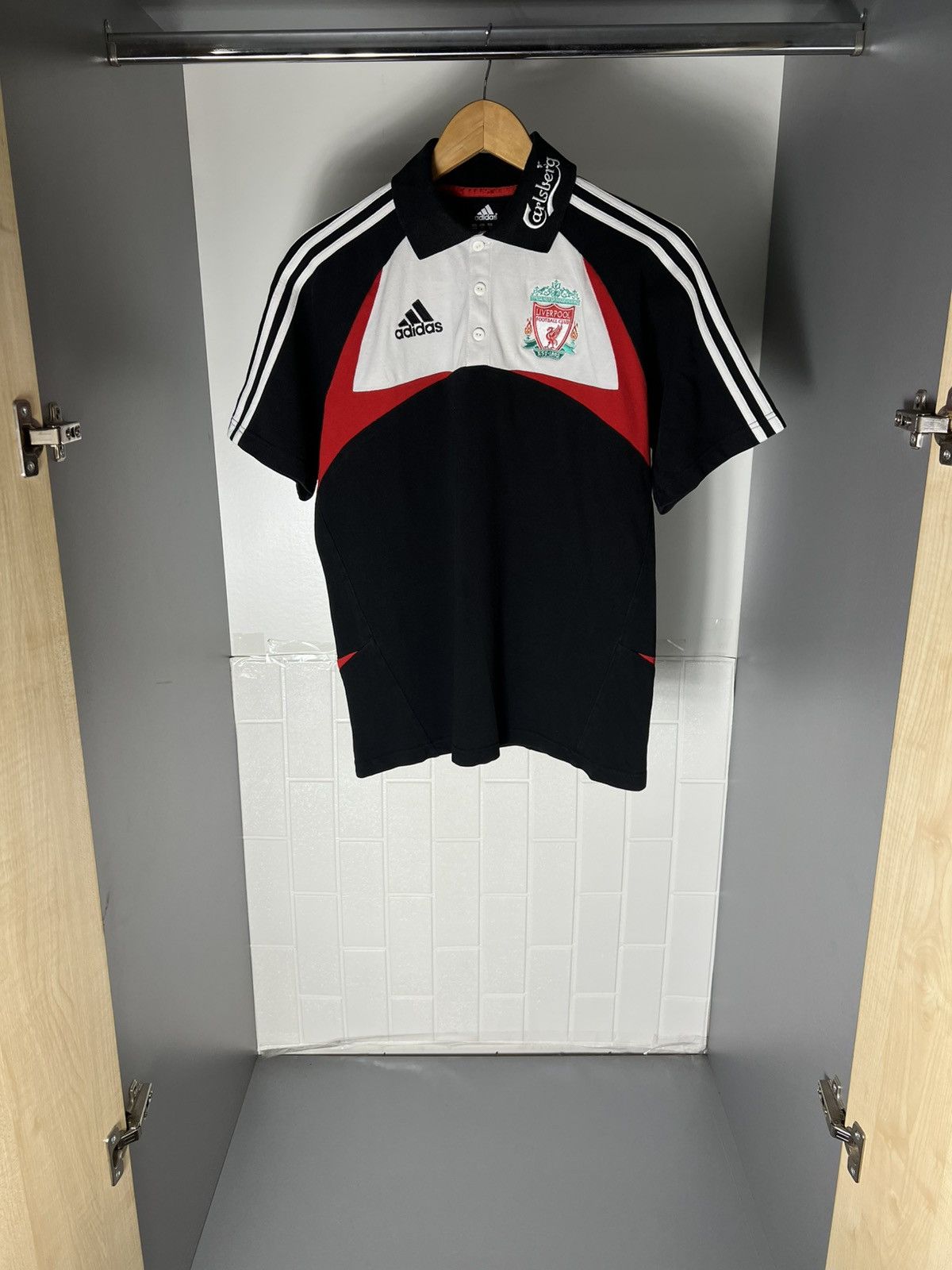 Adidas VINTAGE ADIDAS FC LIVERPOOL ENGLAND SOCCER JERSEY RETRO 90s Size US M / EU 48-50 / 2 - 1 Thumbnail