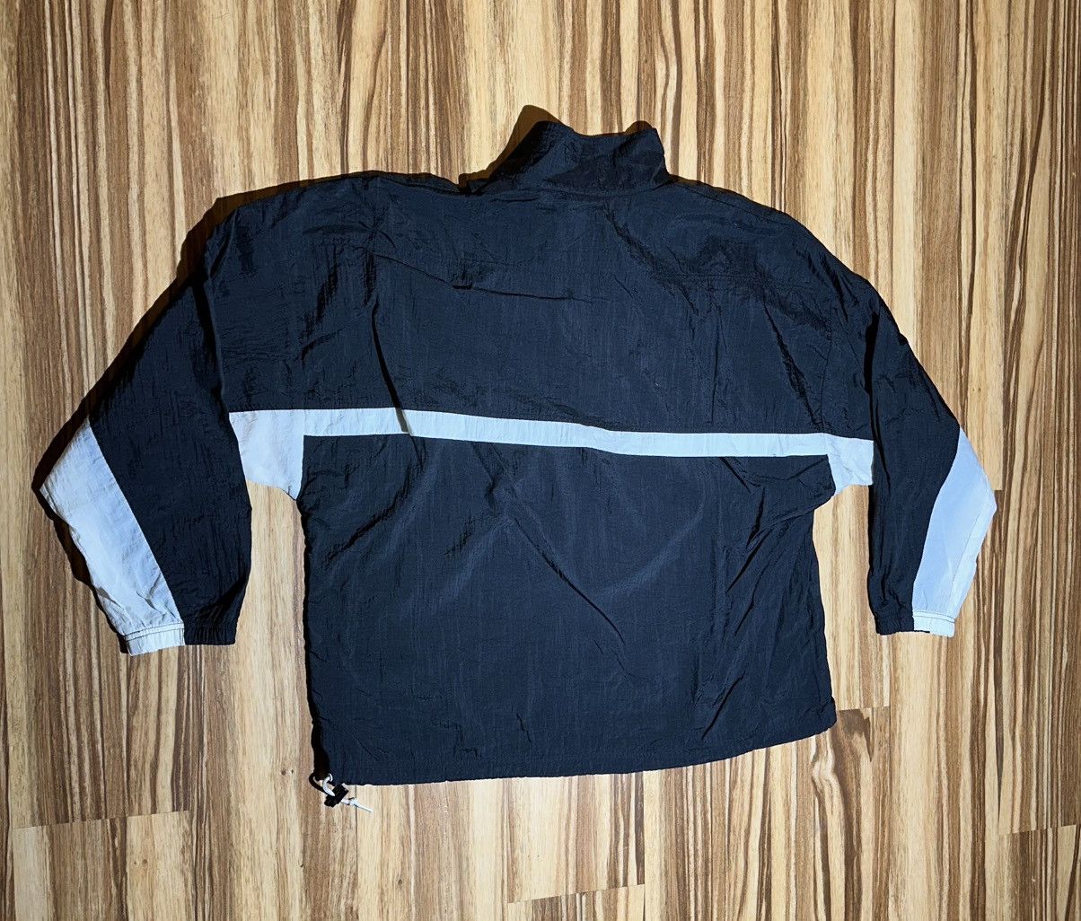 Reebok 90sVintage Reebok Black & White 1/4Zipup Windbreaker SizeL Size US L / EU 52-54 / 3 - 10 Thumbnail