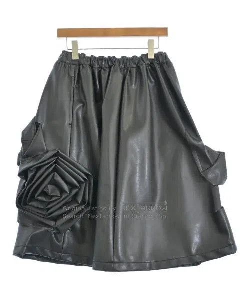 Comme des Garcons Comme des Garcons size XS Black vintage leather rose patte Size 22" - 2 Thumbnail