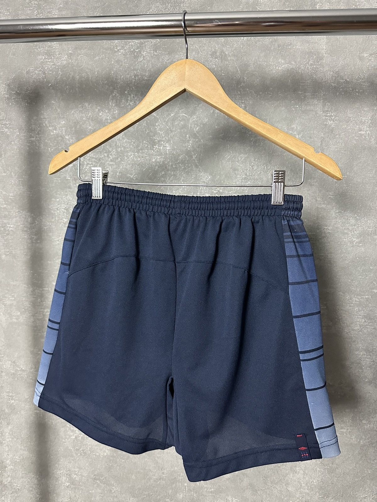 Umbro × Vintage Vintage Umbro Pro Training Navy Stripped Jersey Shorts Size US 30 / EU 46 - 4 Thumbnail