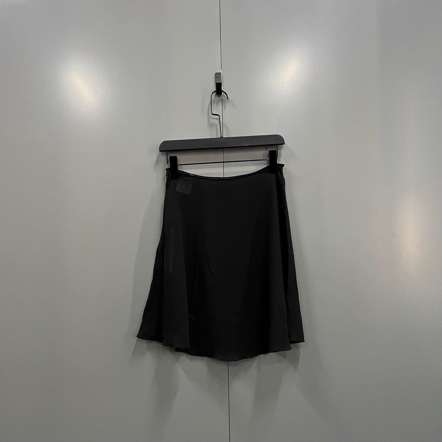 Dior Dior women's black short skirt FR36 95 new Size 27" / US 4 / IT 40 - 2 Thumbnail