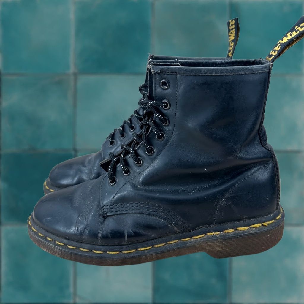 Dr. Martens Dr Martens Pier Distressed Leather Mens Boots  display picture 1